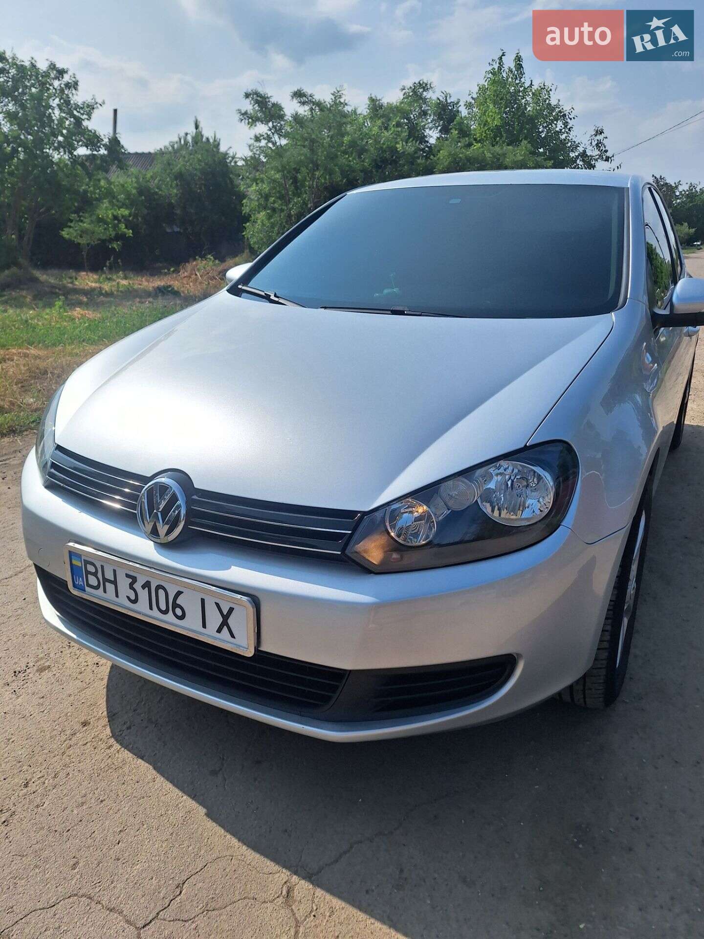 VOLKSWAGEN GOLF 2010