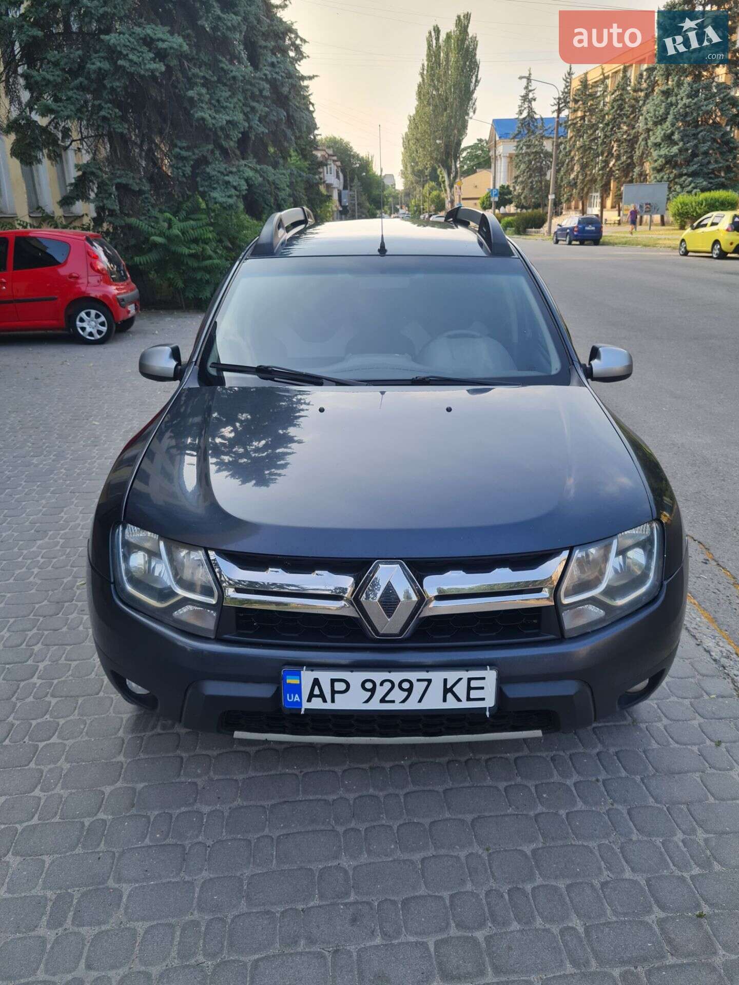 RENAULT DUSTER 2016
