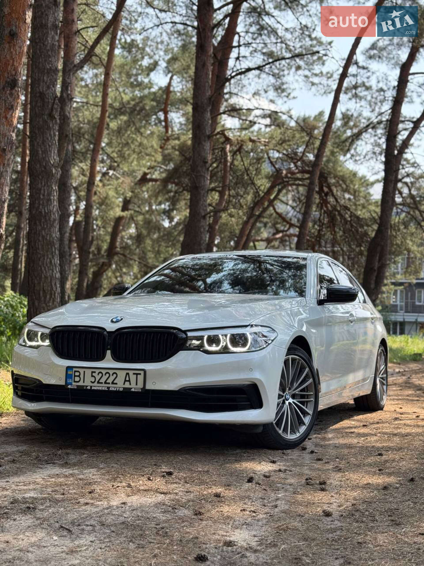 Головне фото звіту автомобіля BMW 530XI 2019