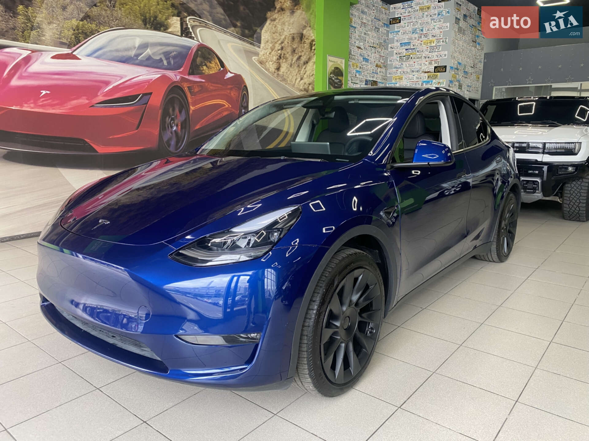 TESLA MODEL Y 2024