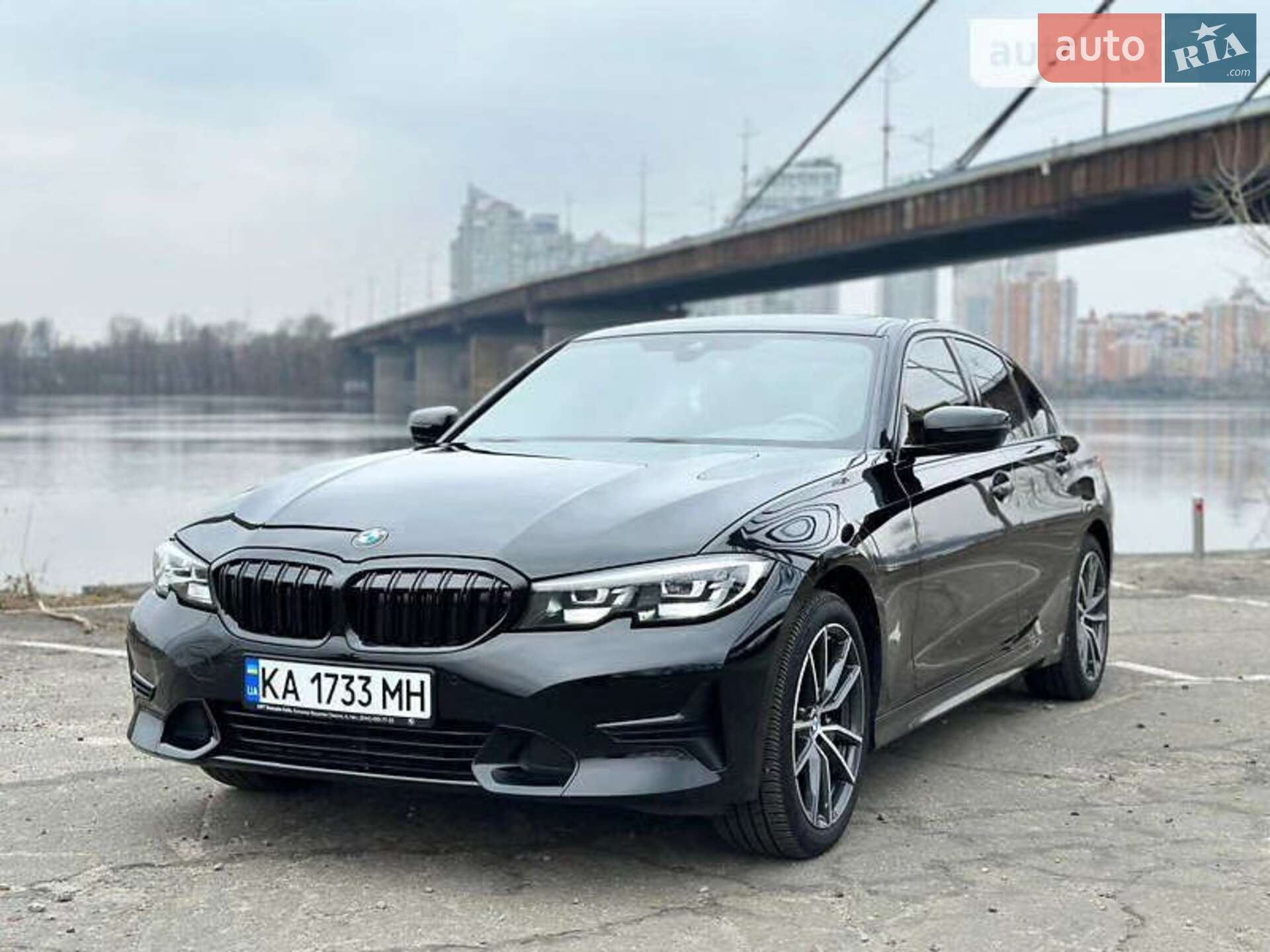 BMW 330I 2019
