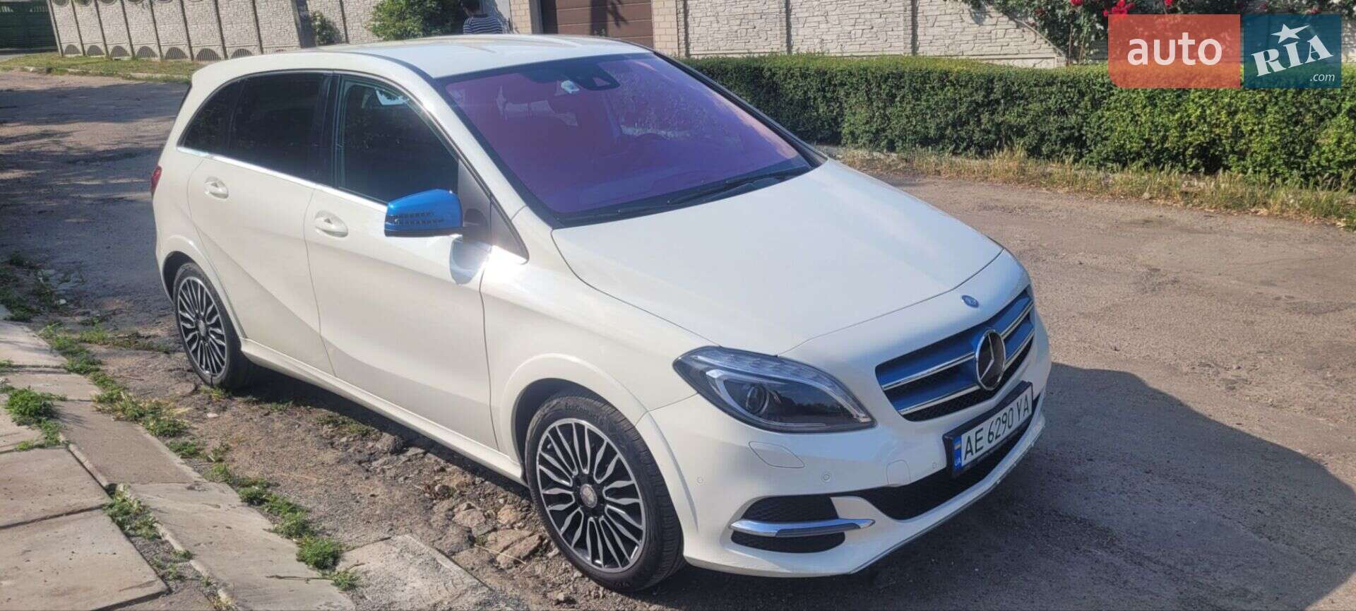 MERCEDES-BENZ B 250E 2014
