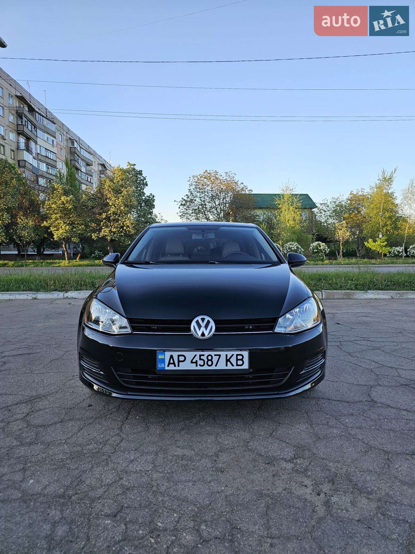 VOLKSWAGEN GOLF 2014