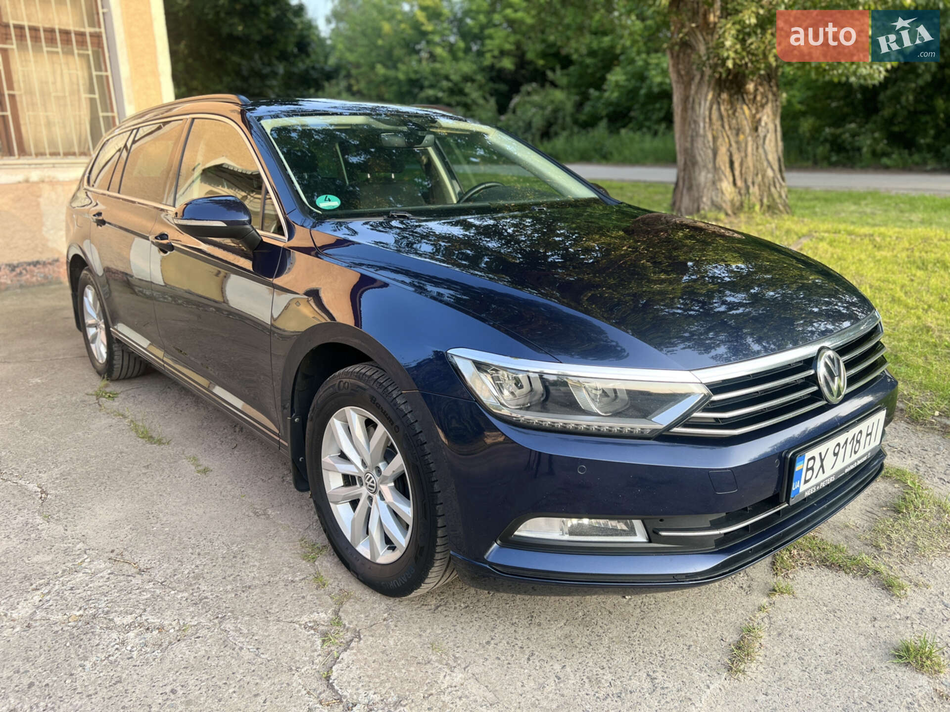 VOLKSWAGEN PASSAT 2016