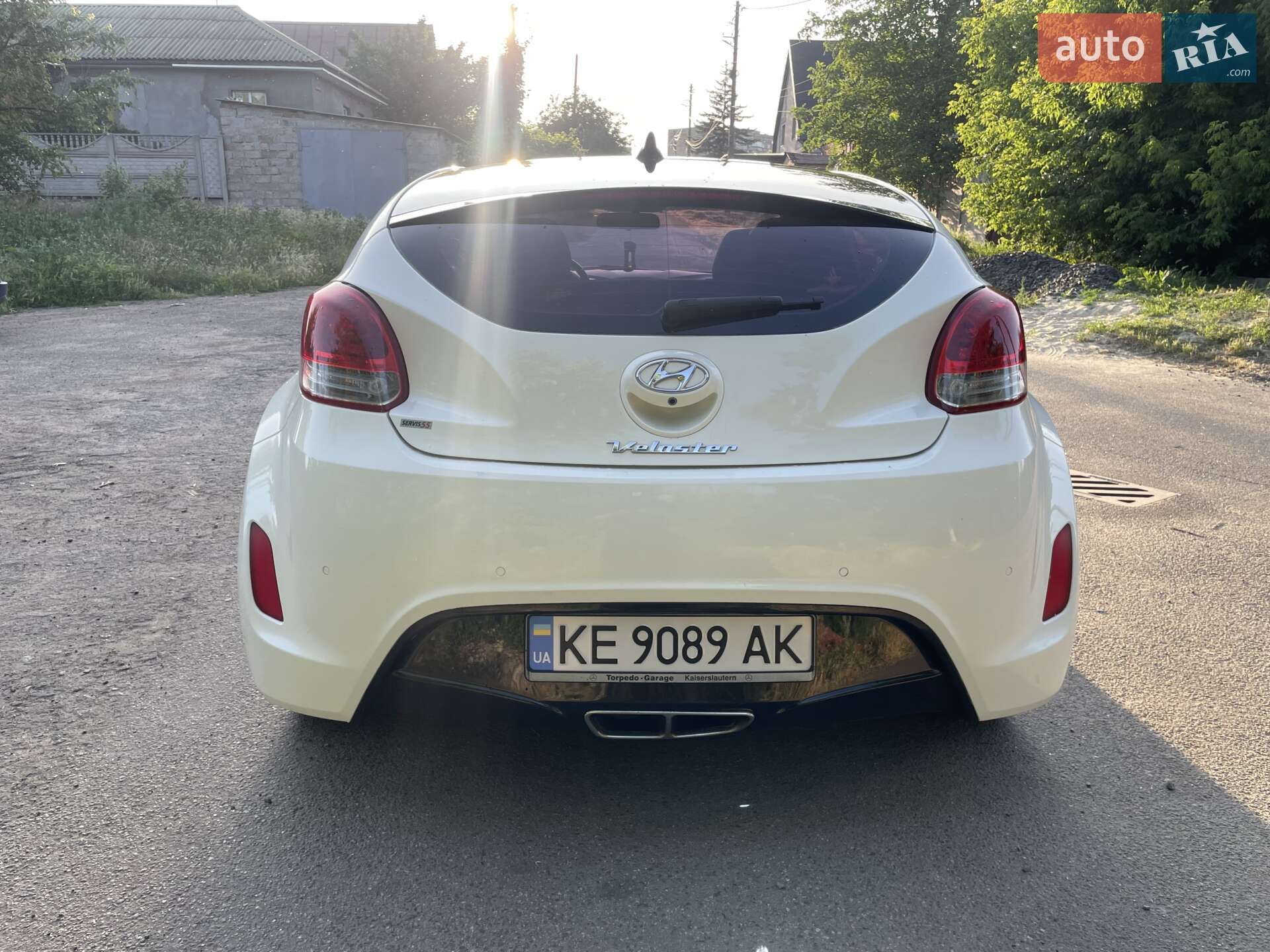 HYUNDAI VELOSTER 2011