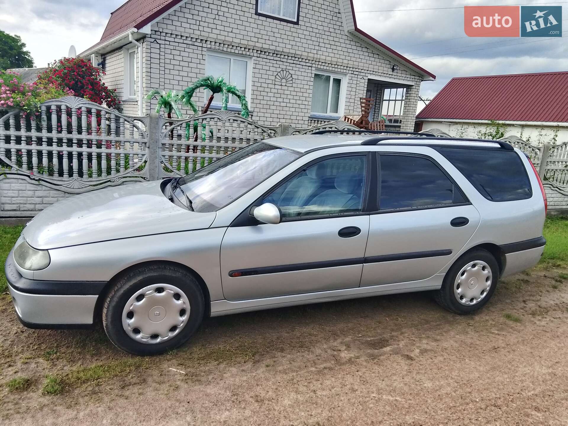 RENAULT LAGUNA 2000
