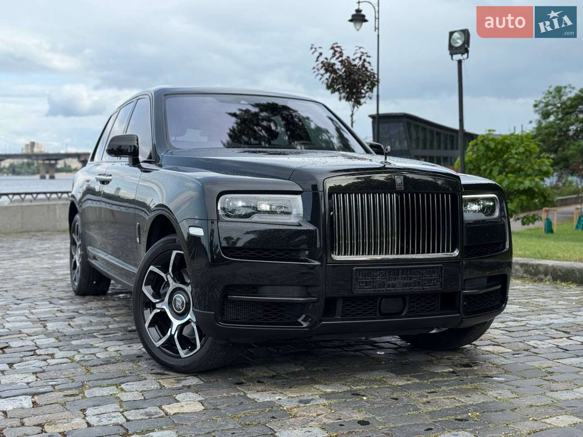 ROLLS-ROYCE CULLINAN 2021