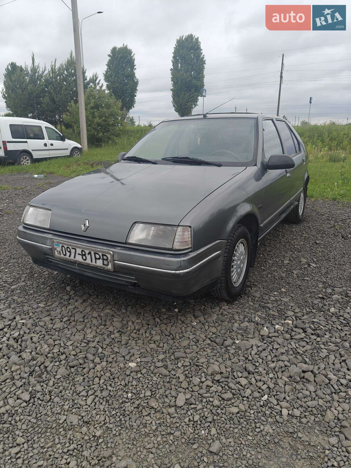 RENAULT 19 1992