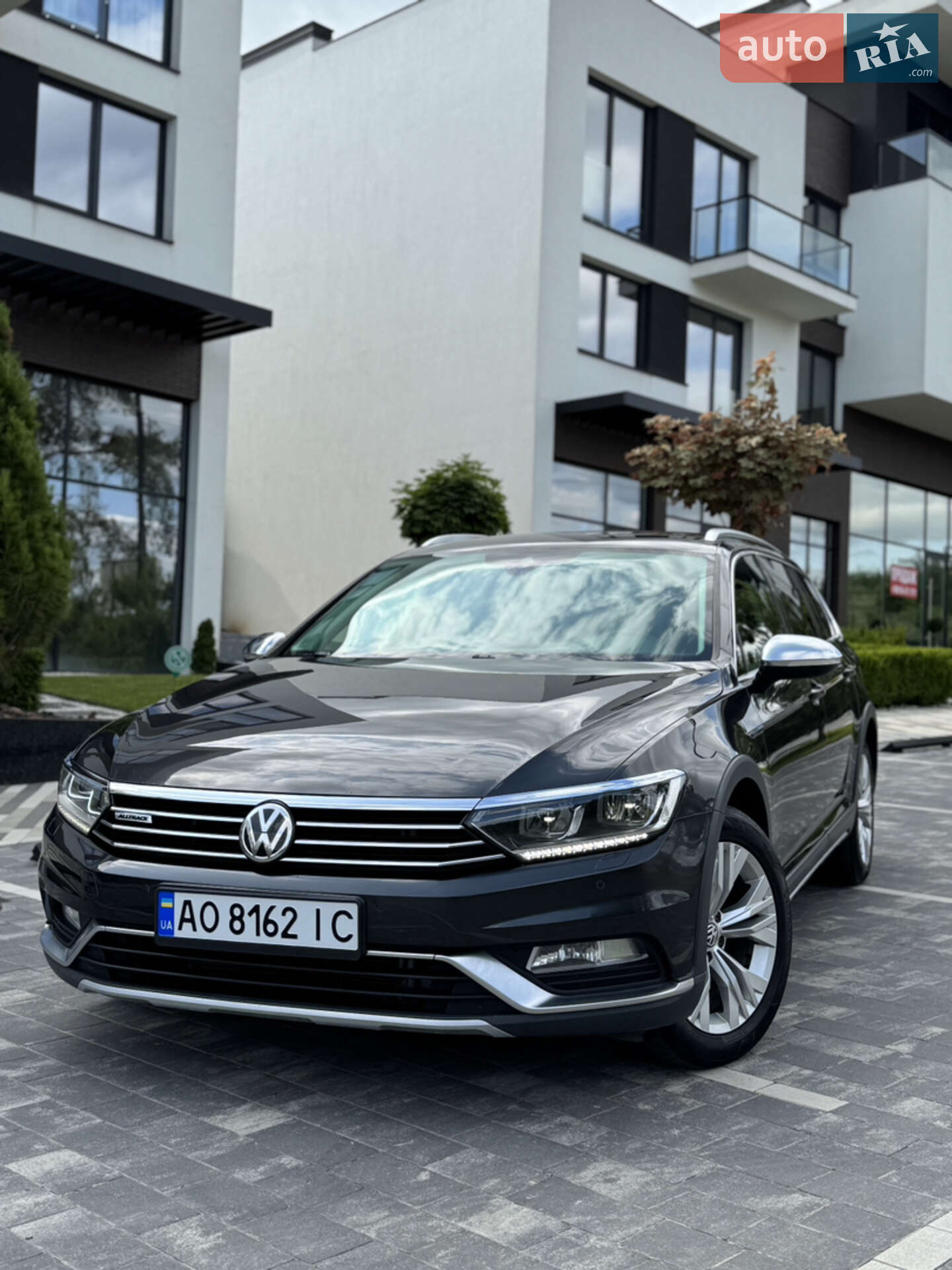 VOLKSWAGEN PASSAT 2017
