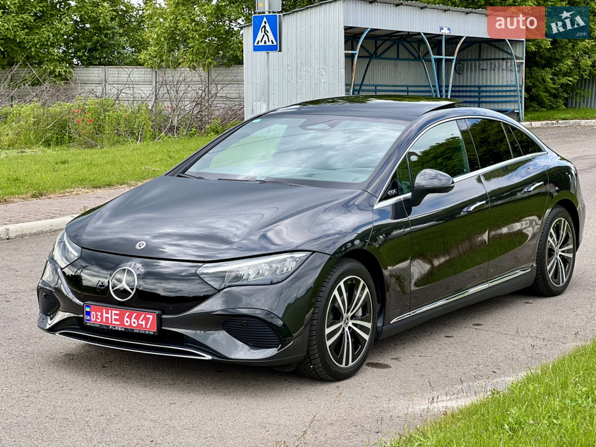 MERCEDES-BENZ EQE 300 2023