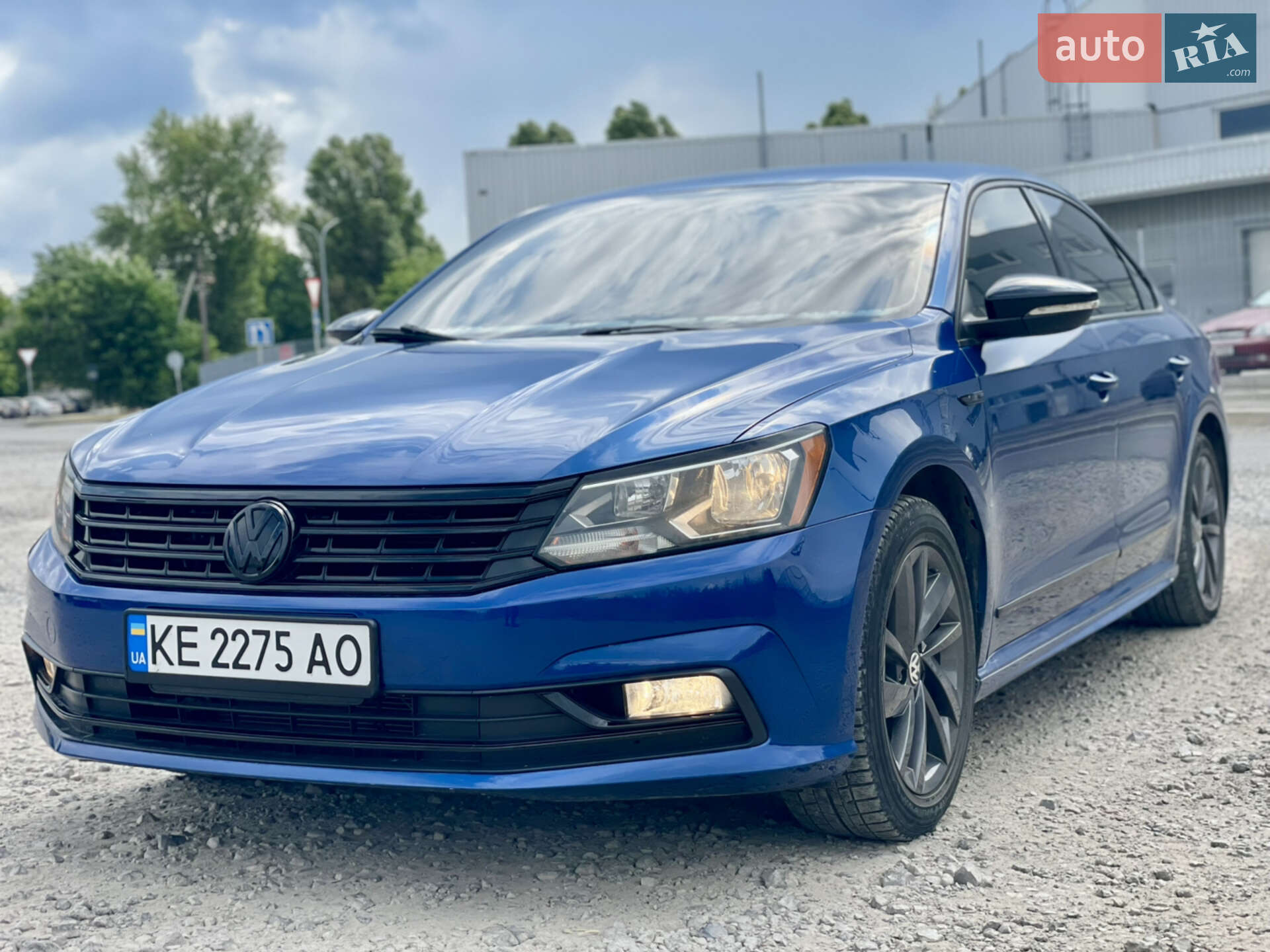 VOLKSWAGEN PASSAT 2017