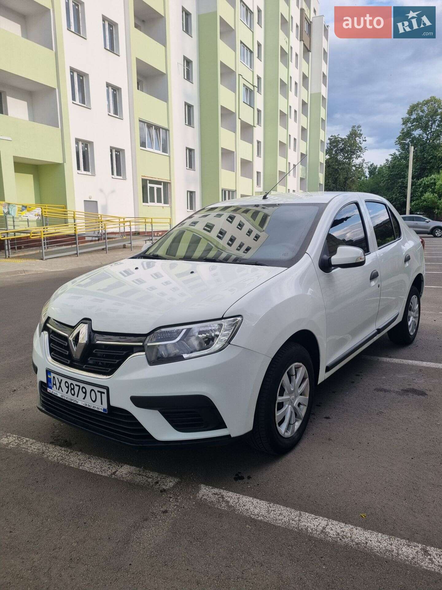RENAULT LOGAN 2020