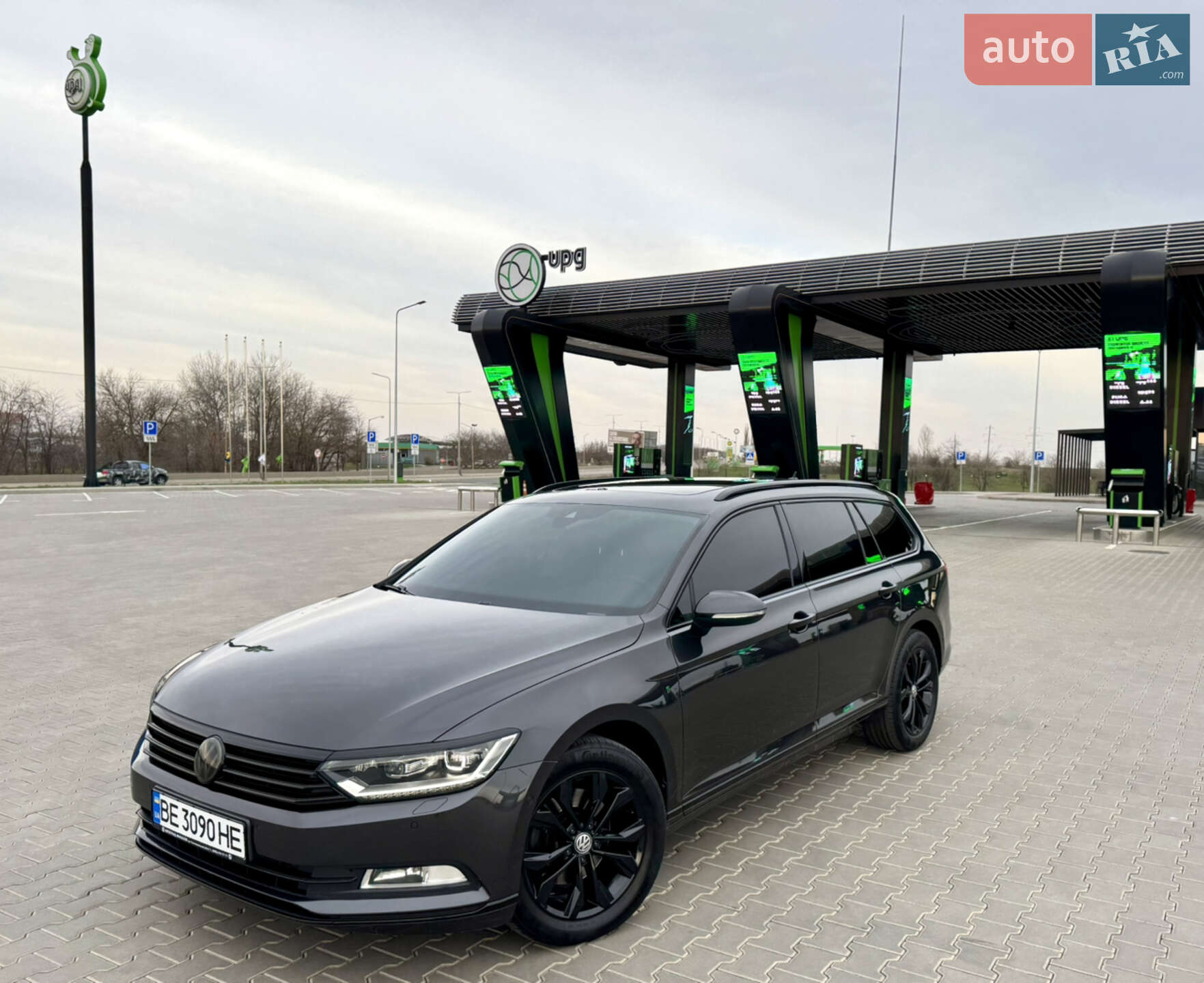 VOLKSWAGEN PASSAT 2019