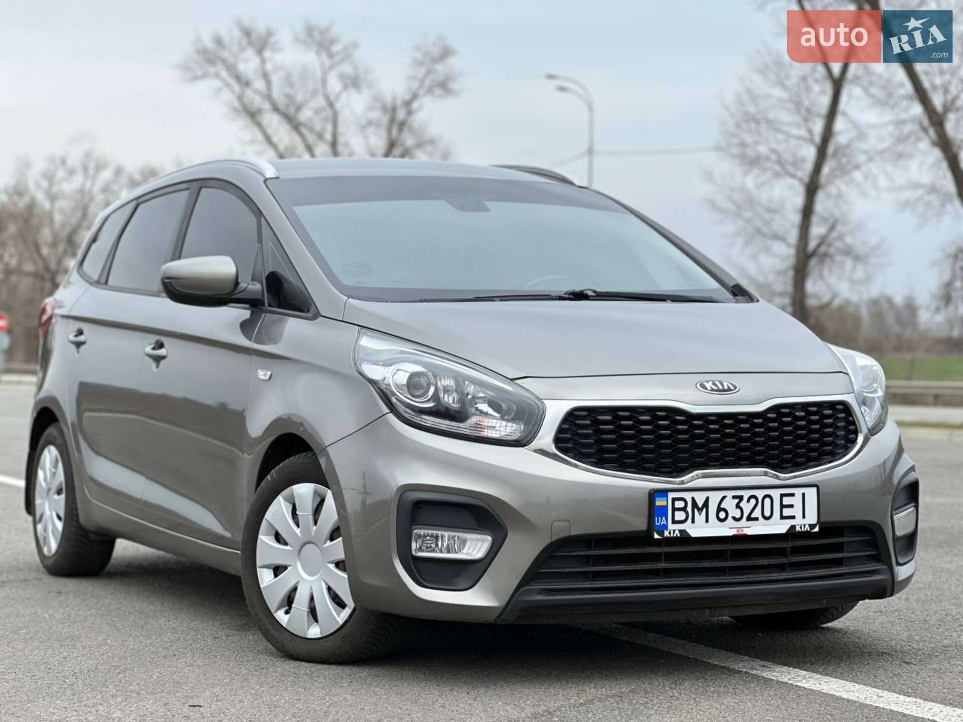 Головне фото звіту автомобіля KIA CARENS 2016