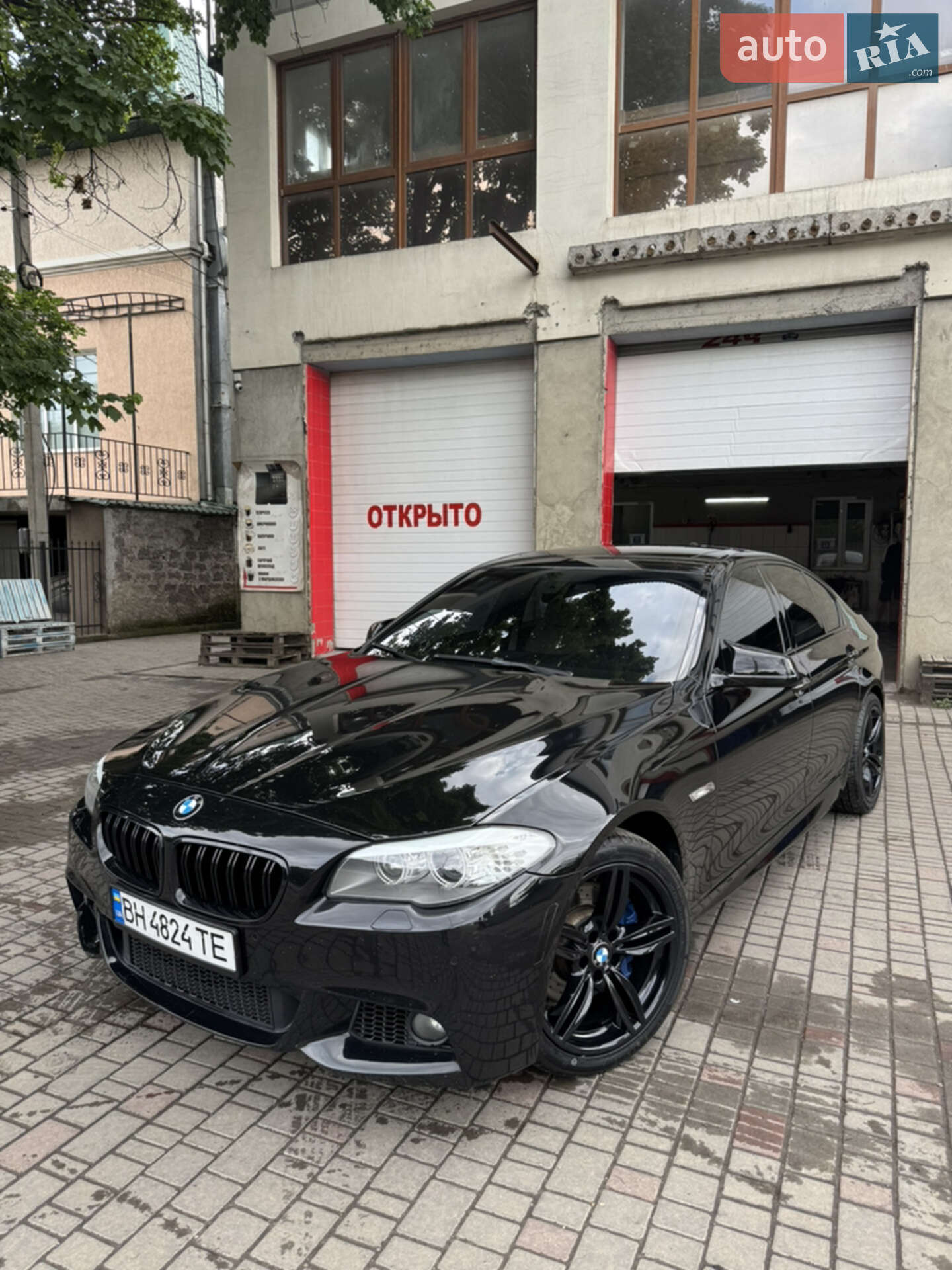 BMW 535XI 2013