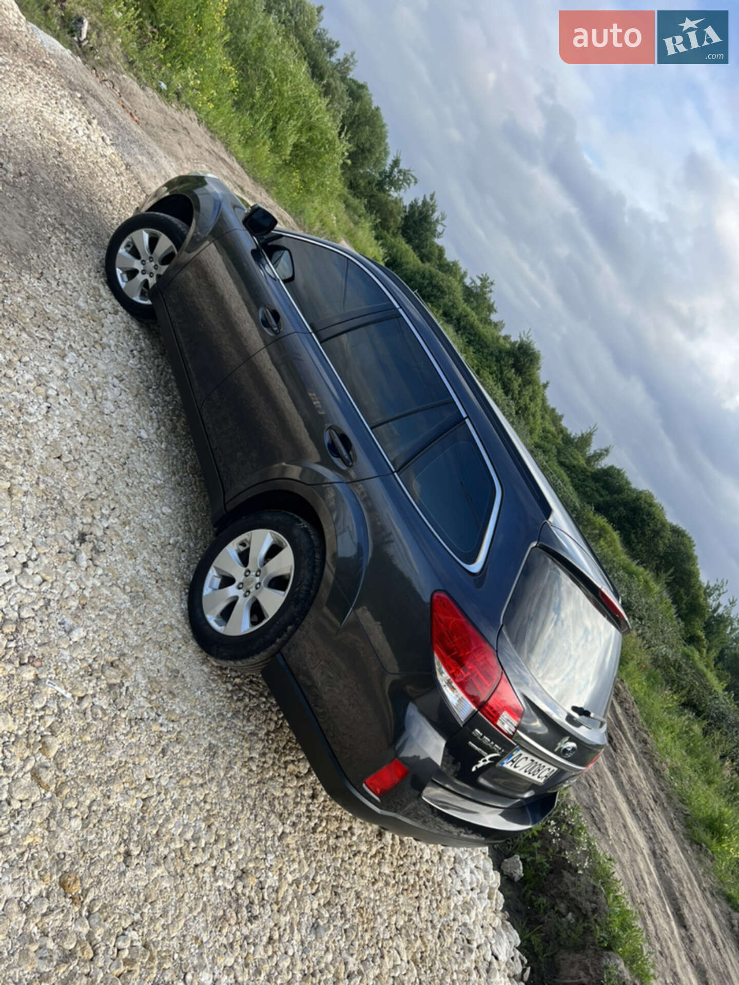 SUBARU LEGACY OUTBACK 2012