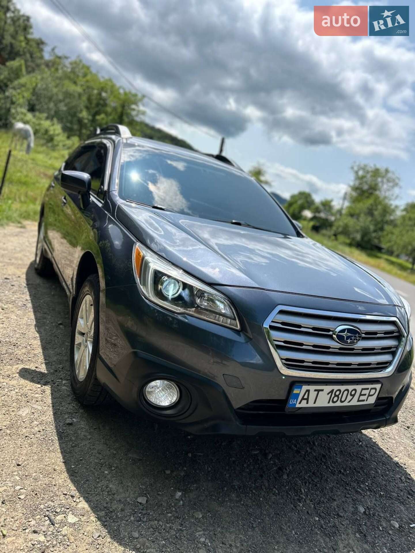 SUBARU OUTBACK 2016