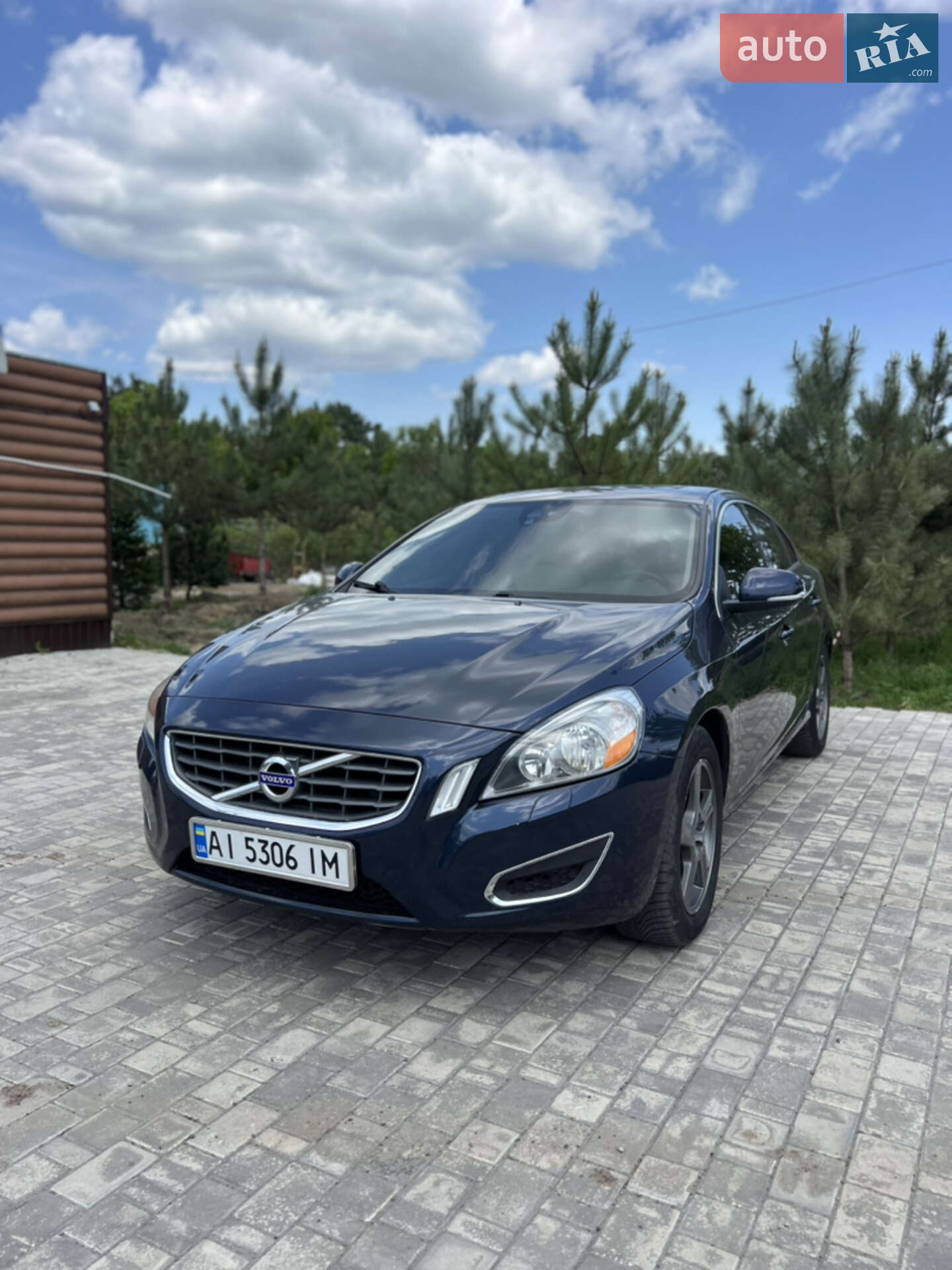 VOLVO S60 2011