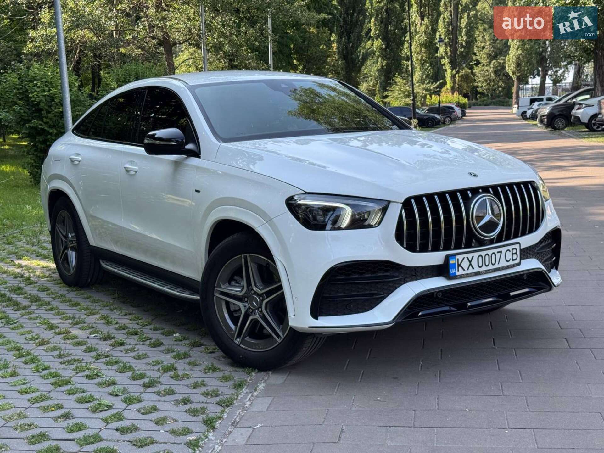 MERCEDES-BENZ GLE 53 AMG 2021