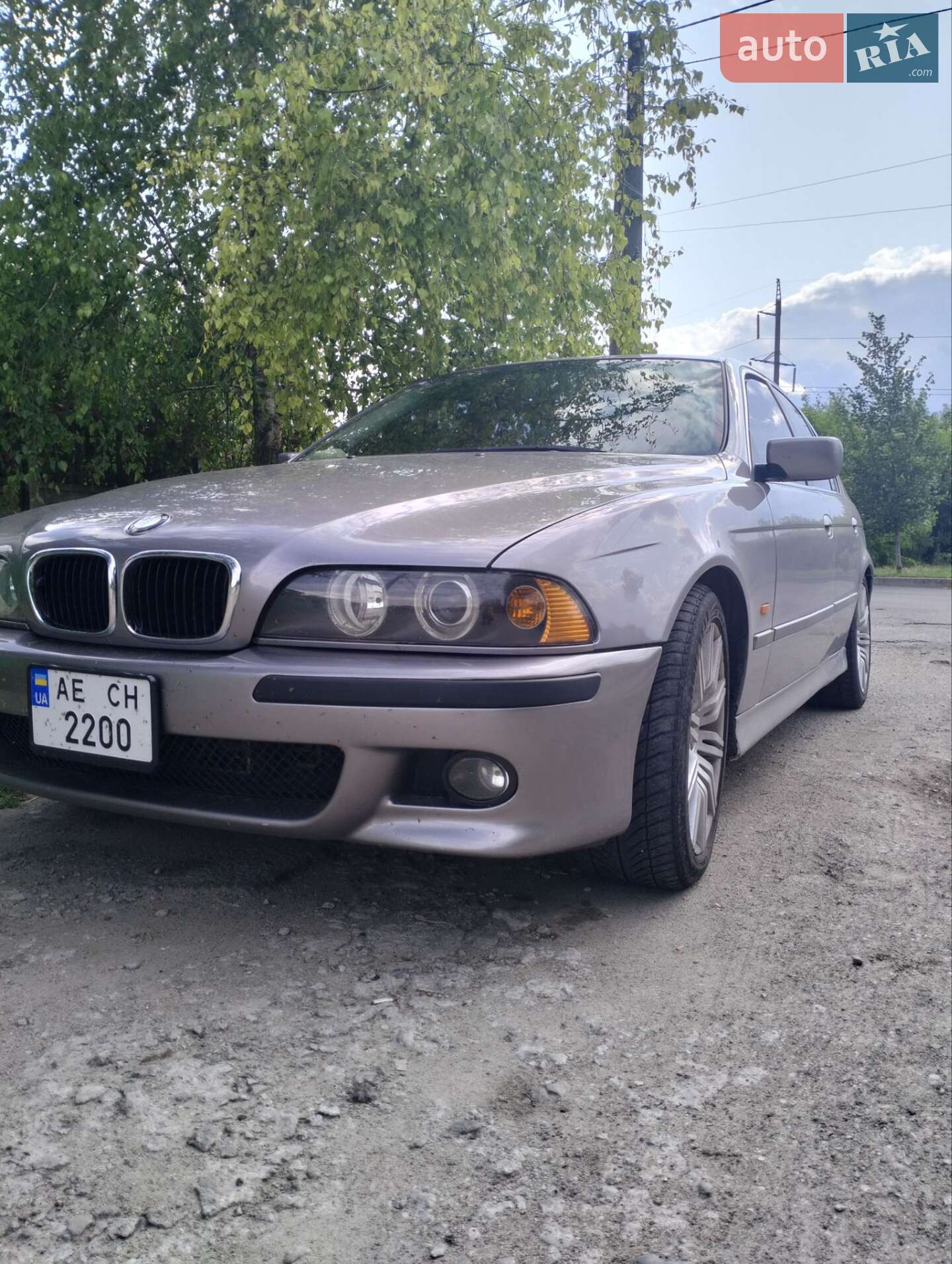 Головне фото звіту автомобіля BMW 523I 1999