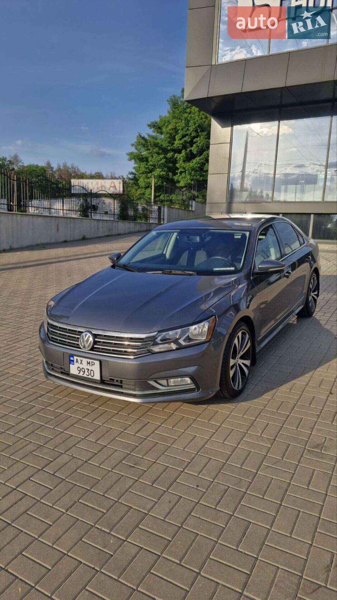VOLKSWAGEN PASSAT 2016