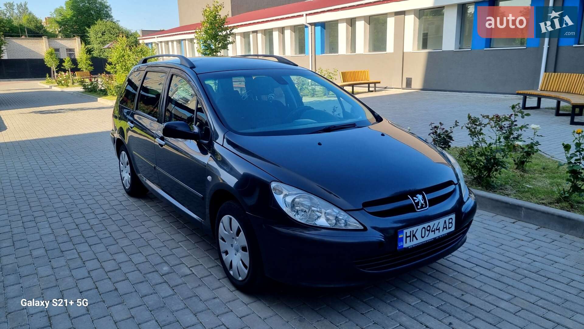 Головне фото звіту автомобіля PEUGEOT 307 2003