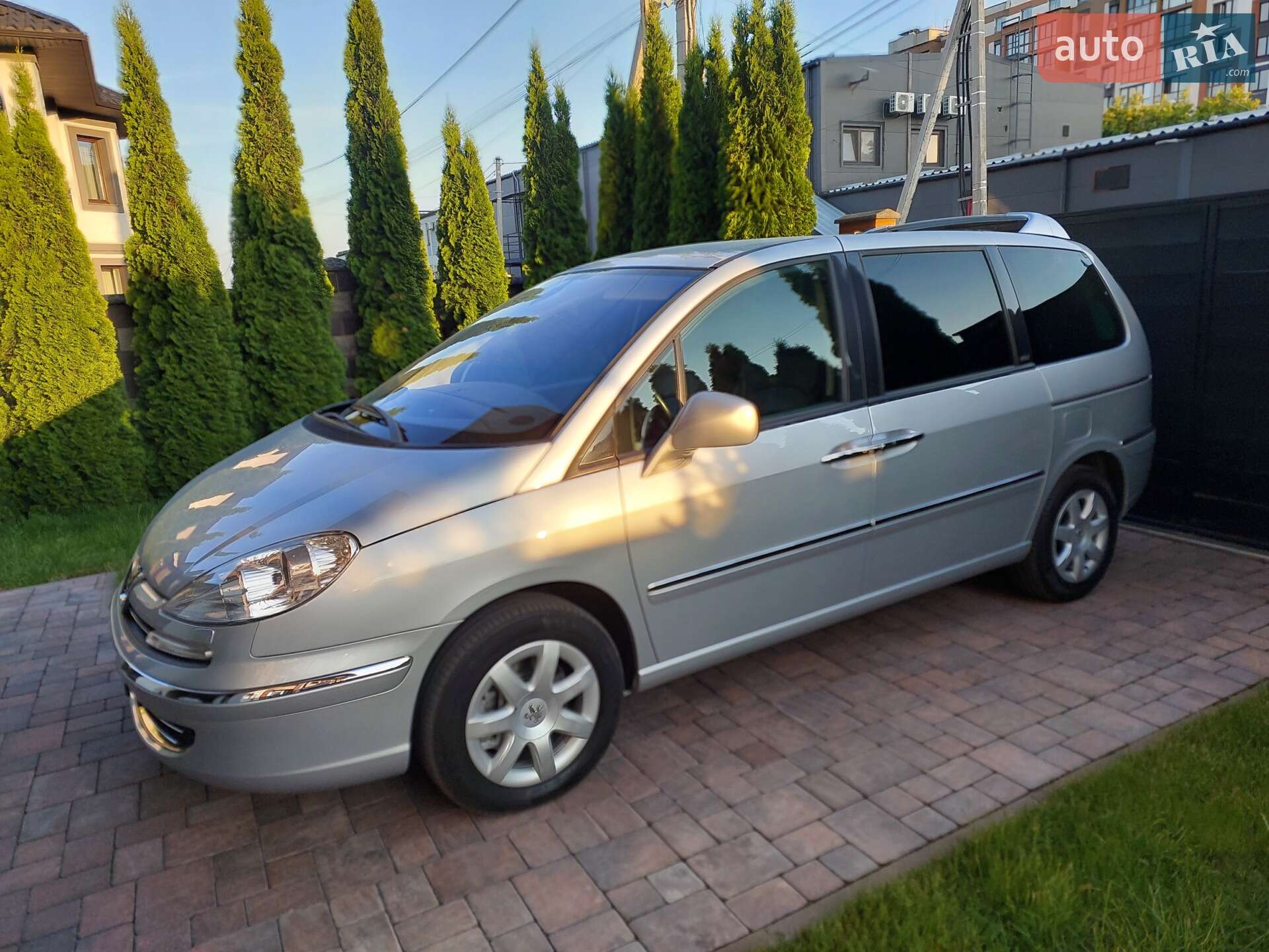 PEUGEOT 807 2010