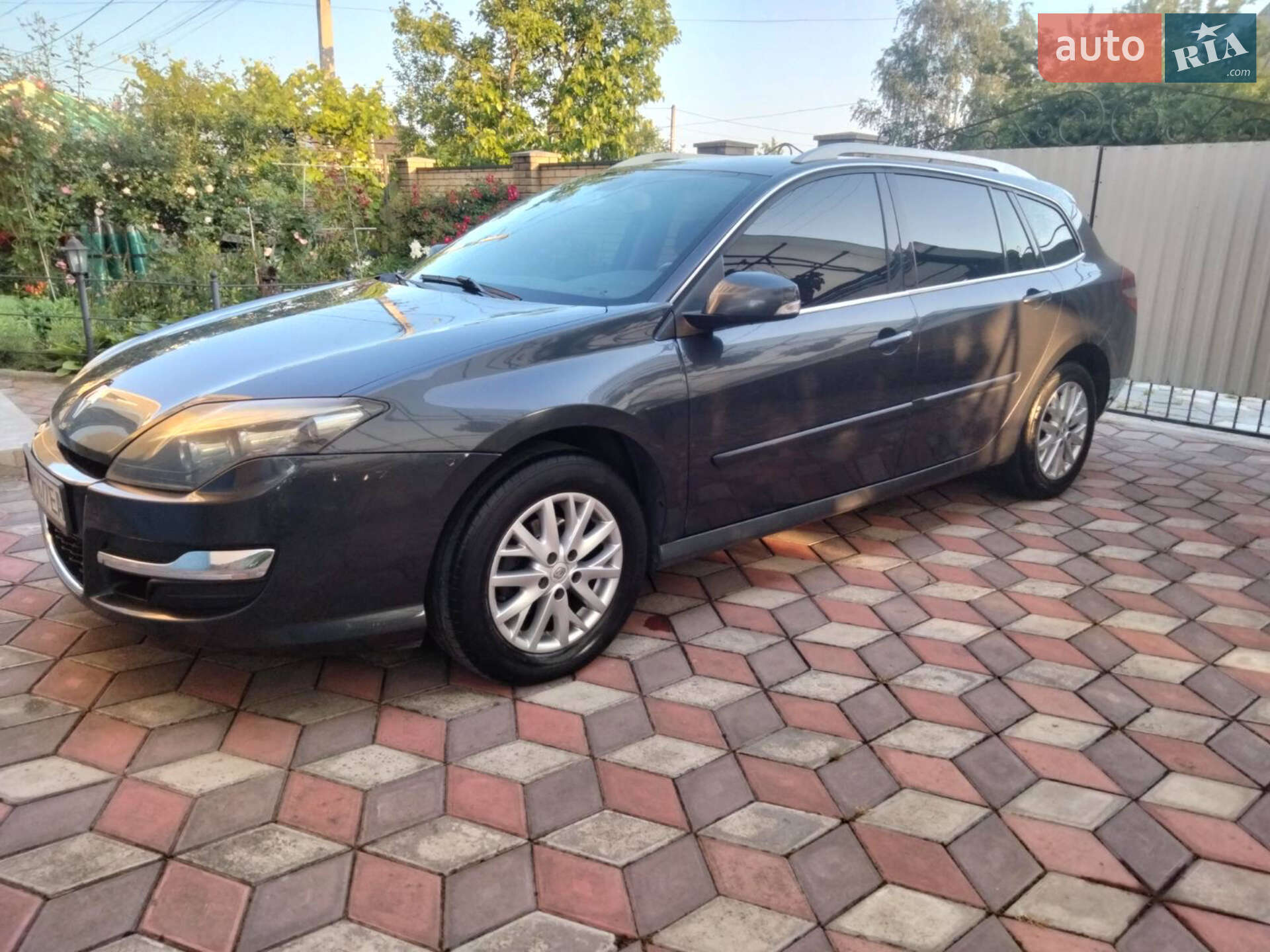 RENAULT LAGUNA 2013