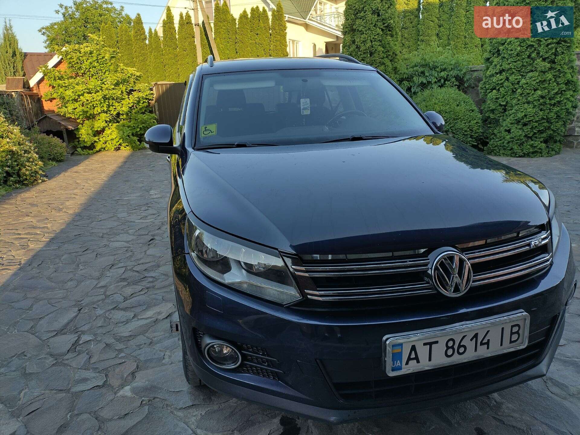 VOLKSWAGEN TIGUAN 2012