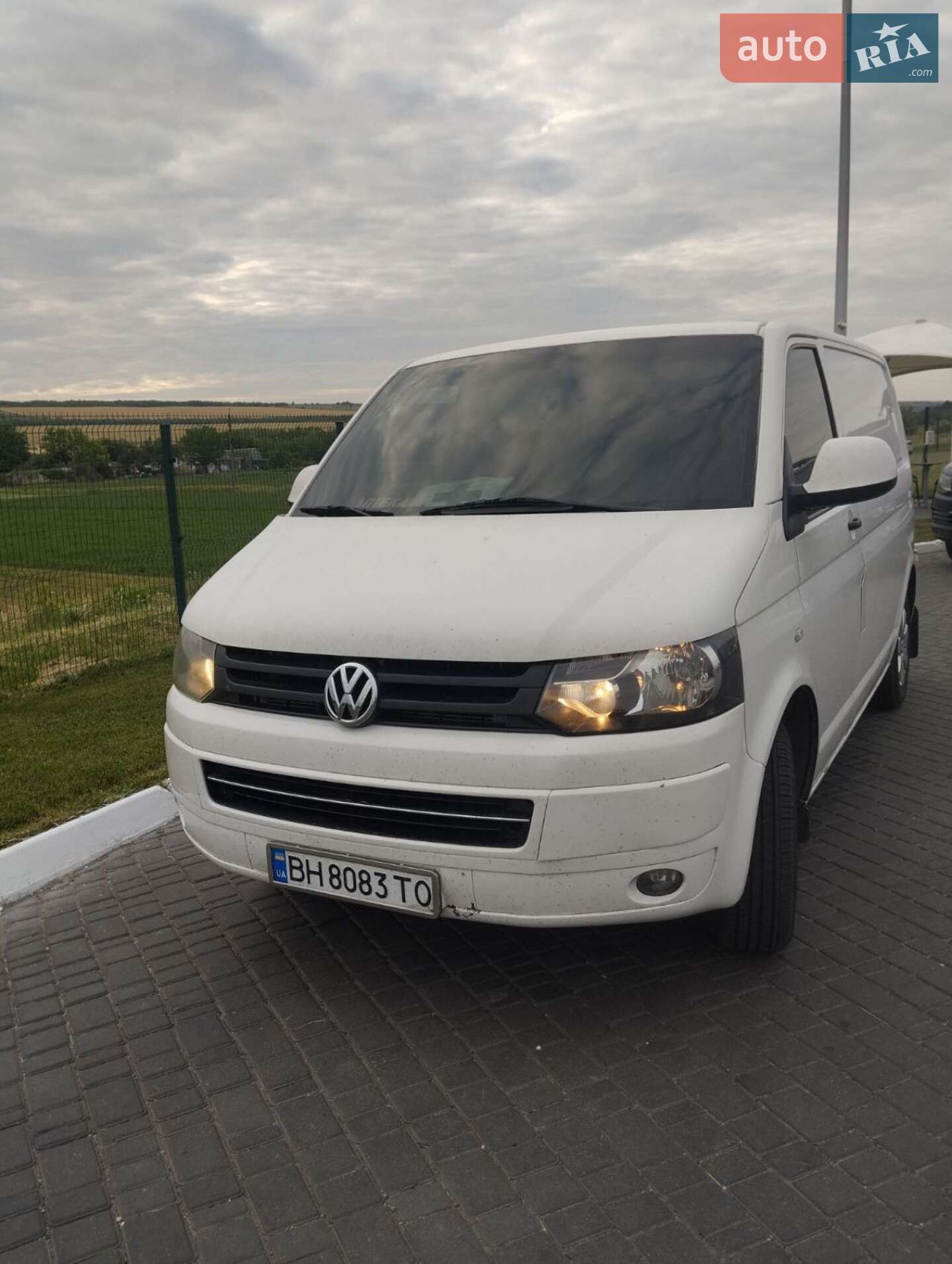 VOLKSWAGEN TRANSPORTER 2010