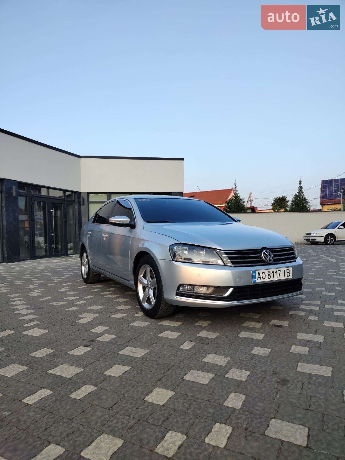 VOLKSWAGEN PASSAT 2012