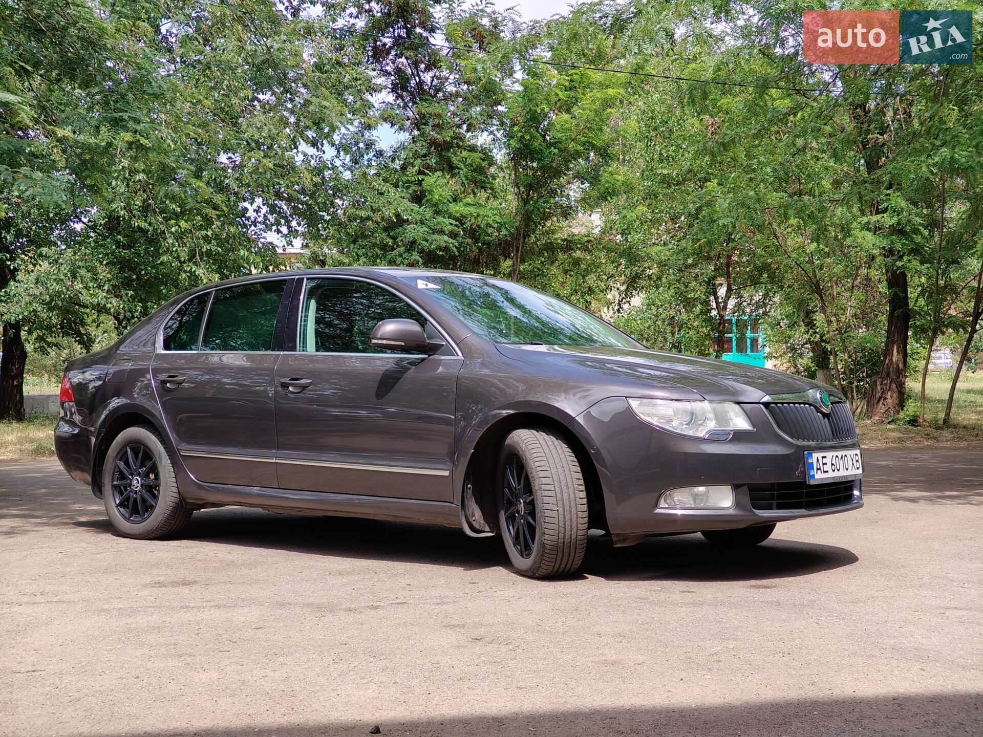 SKODA SUPERB 2010