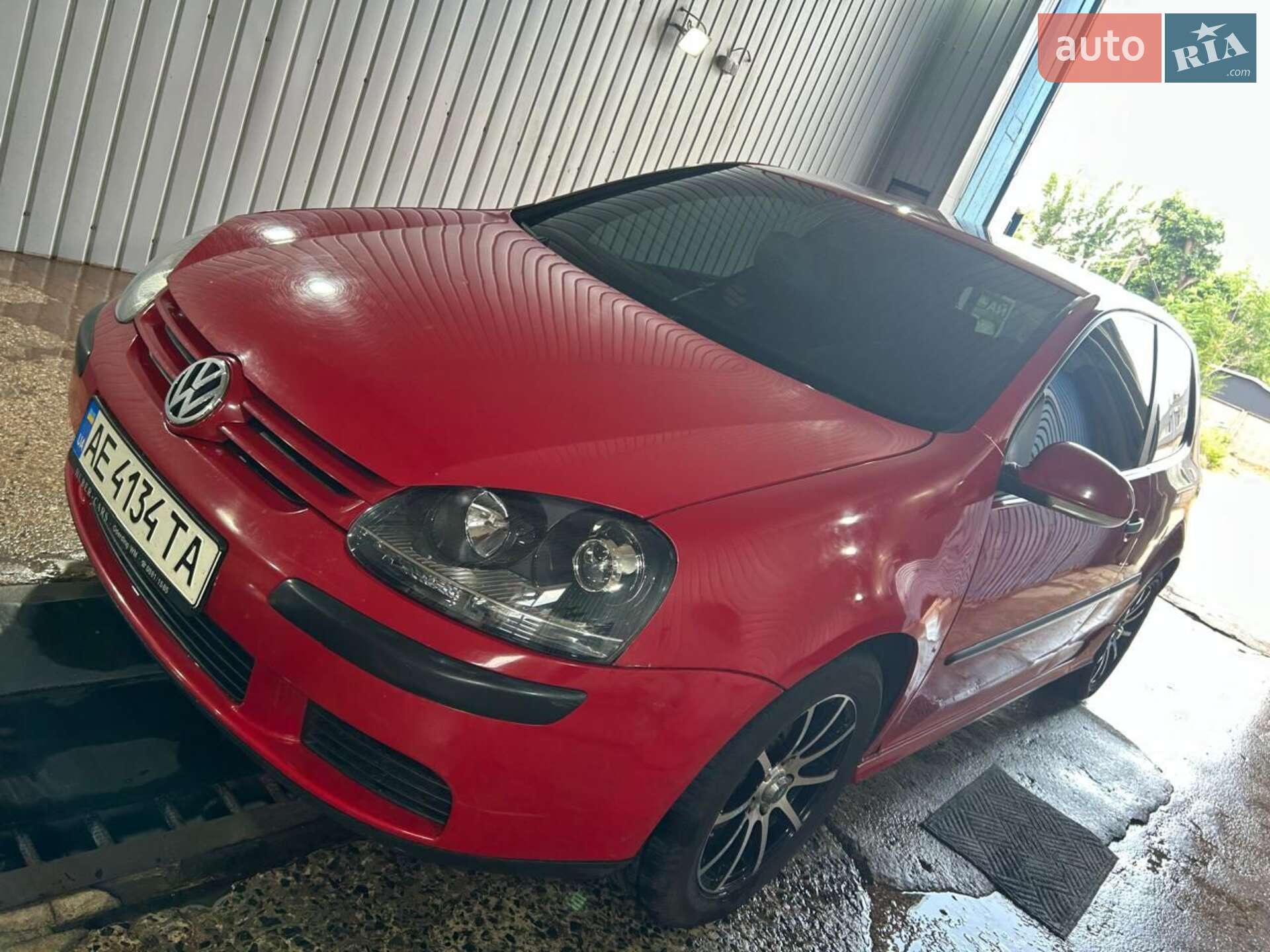 VOLKSWAGEN GOLF 2005