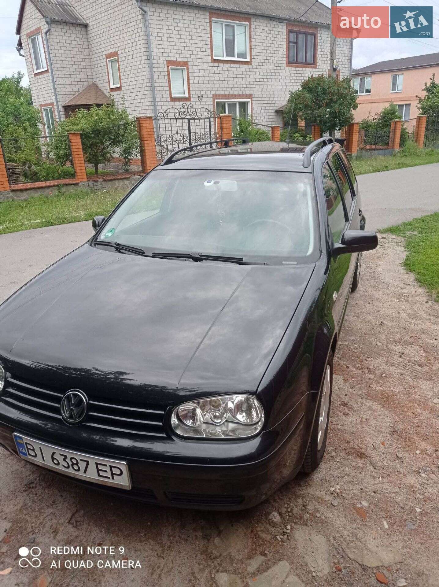 VOLKSWAGEN GOLF 2003