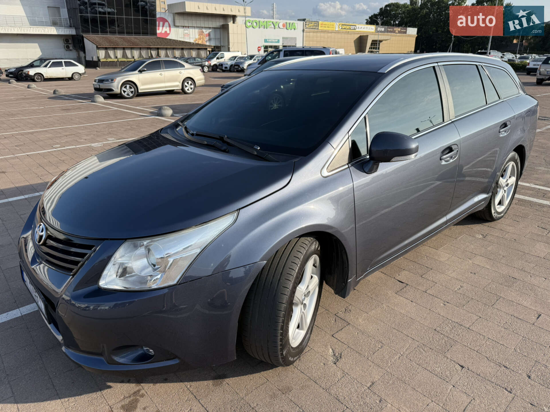 Головне фото звіту автомобіля TOYOTA AVENSIS 2009