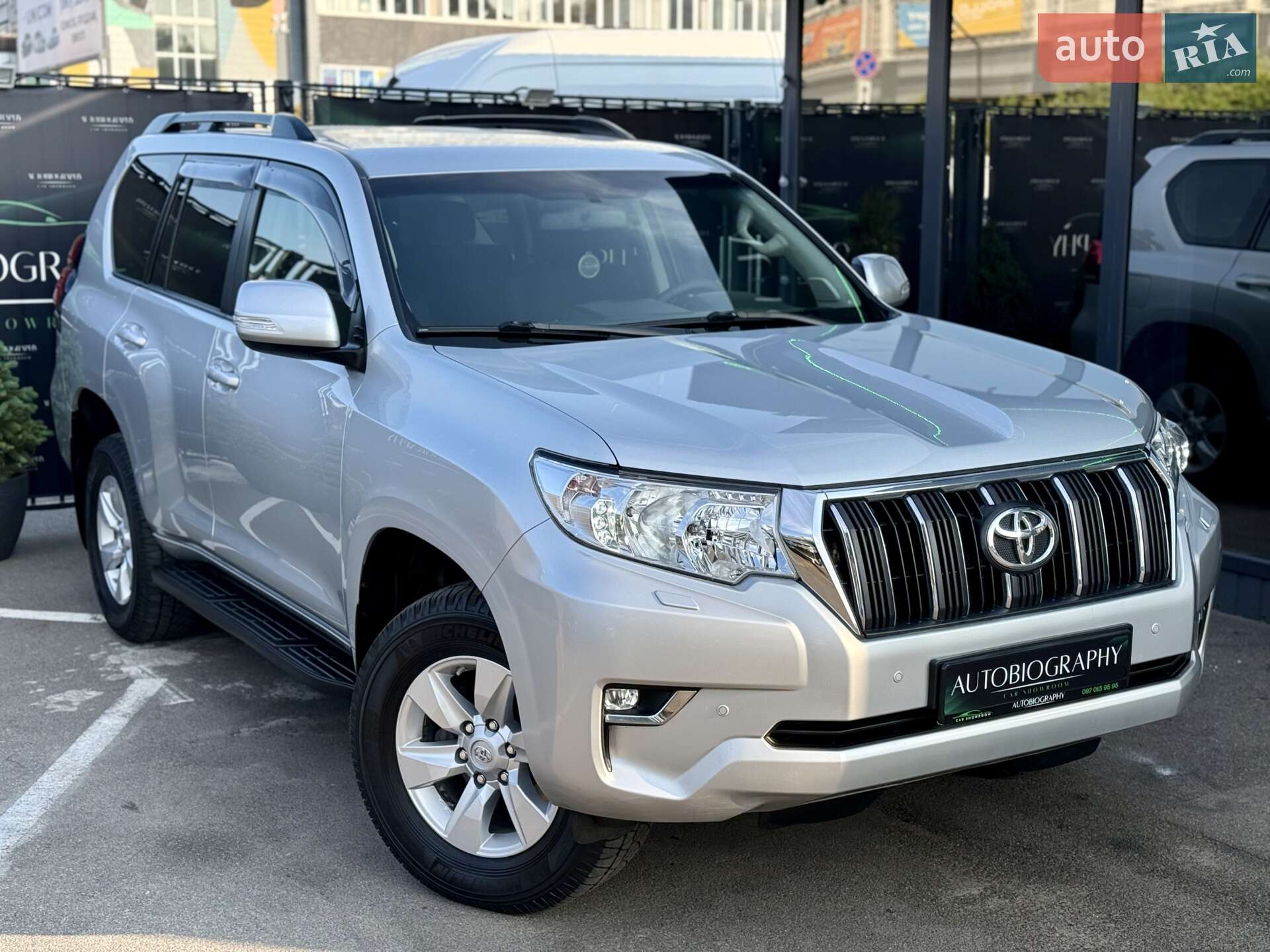 TOYOTA LAND CRUISER 2019