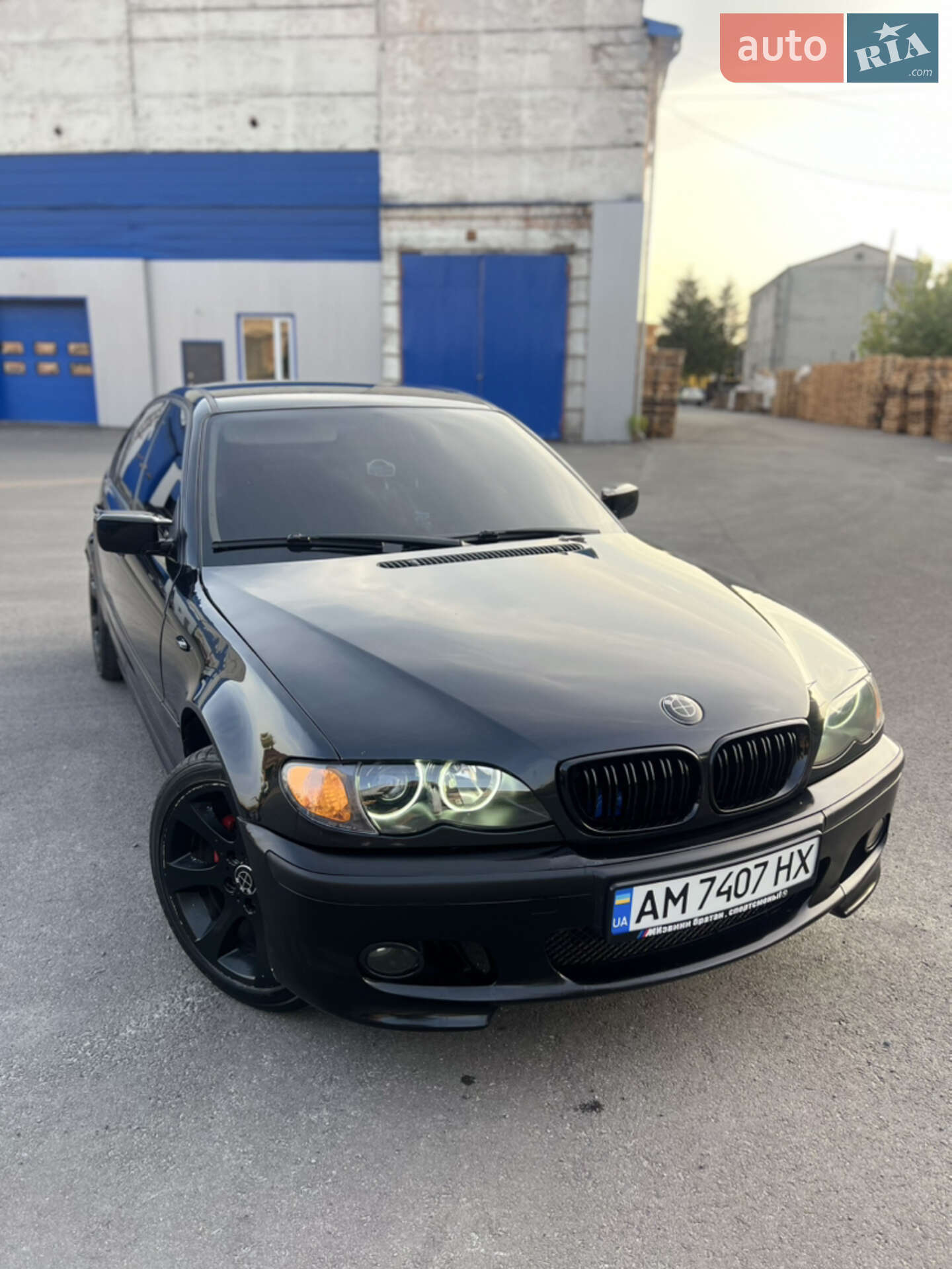 BMW 3 Series 2004