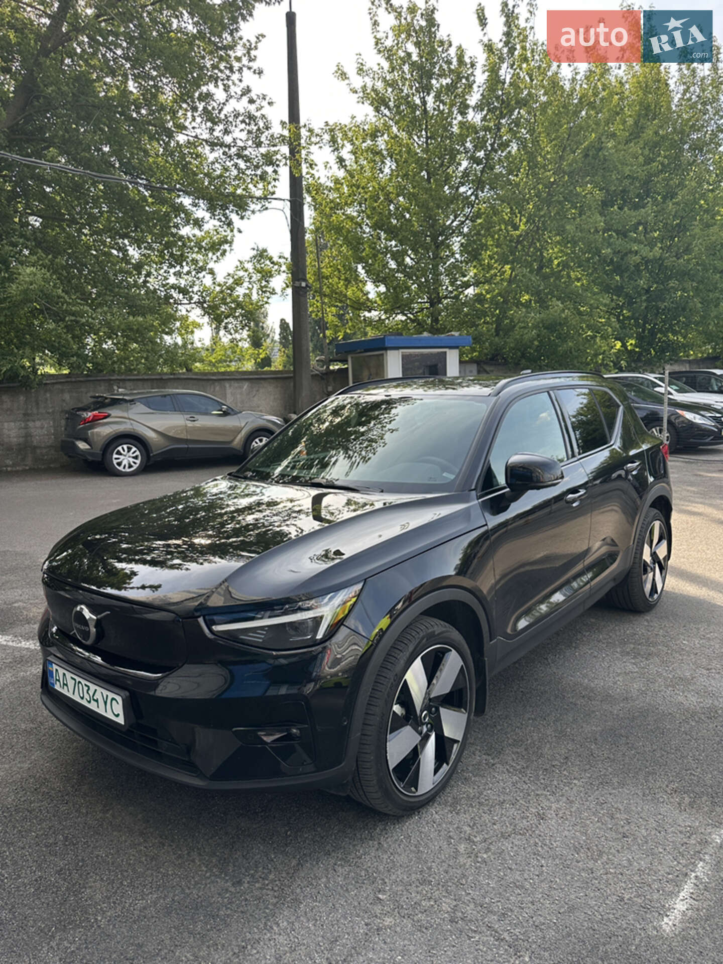 VOLVO XC40 2023