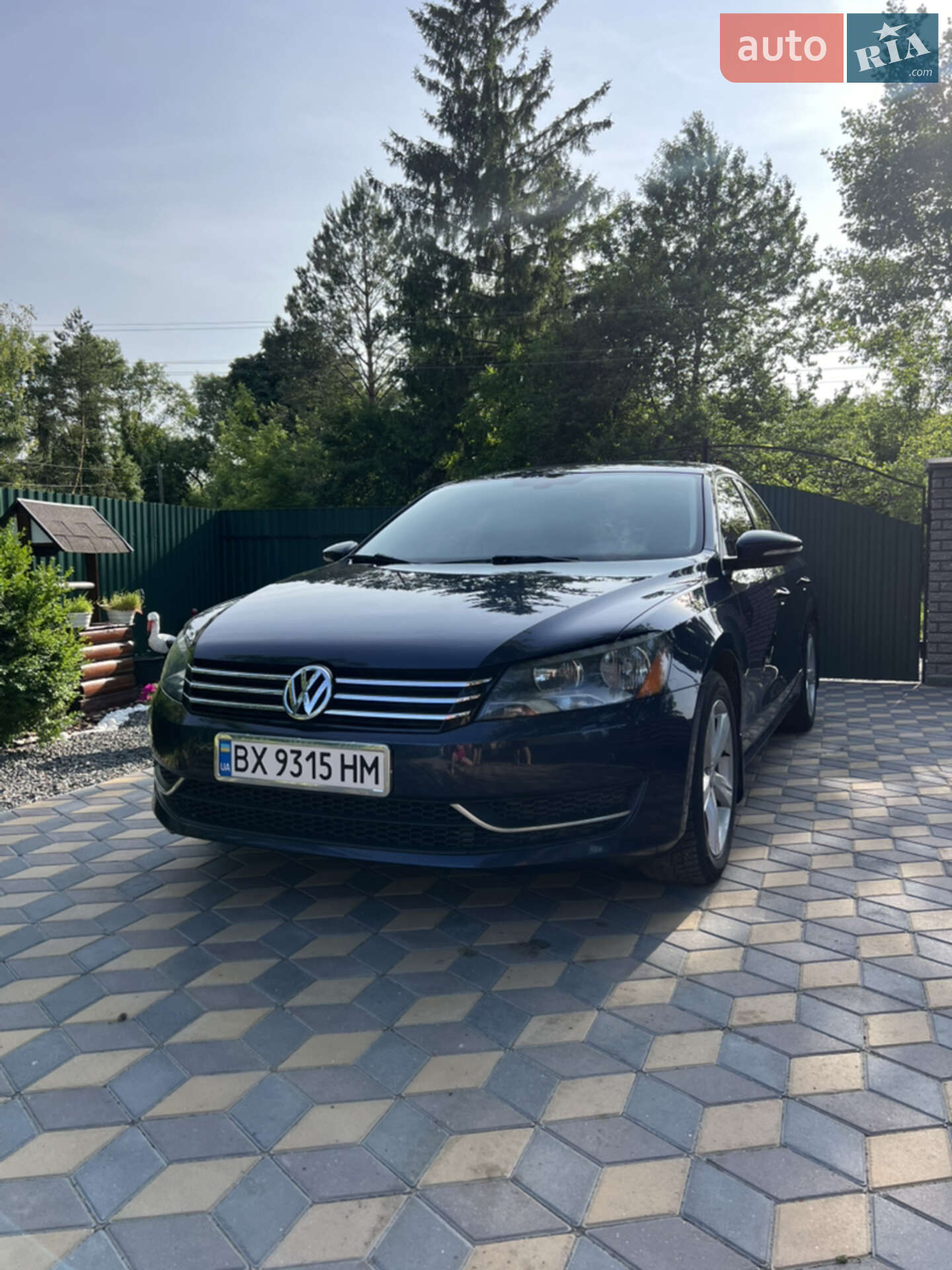 VOLKSWAGEN PASSAT 2012