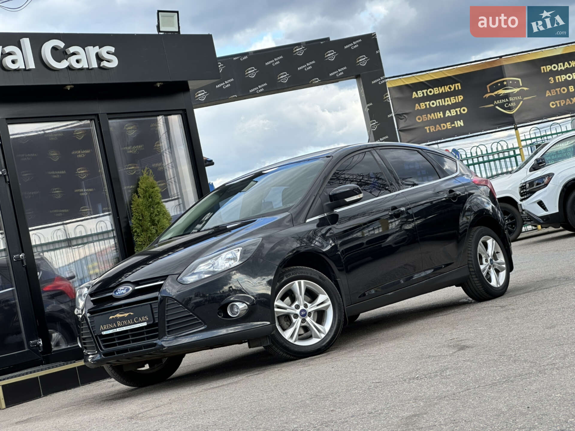Головне фото звіту автомобіля FORD FOCUS 2012