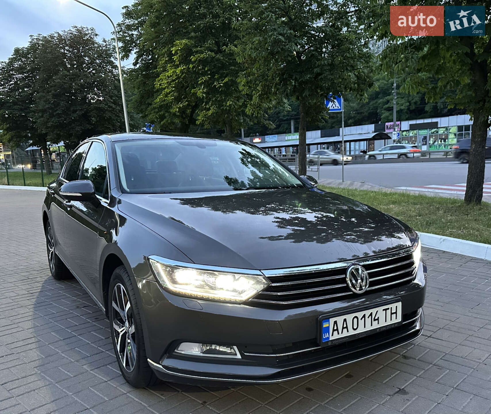 VOLKSWAGEN PASSAT 2018
