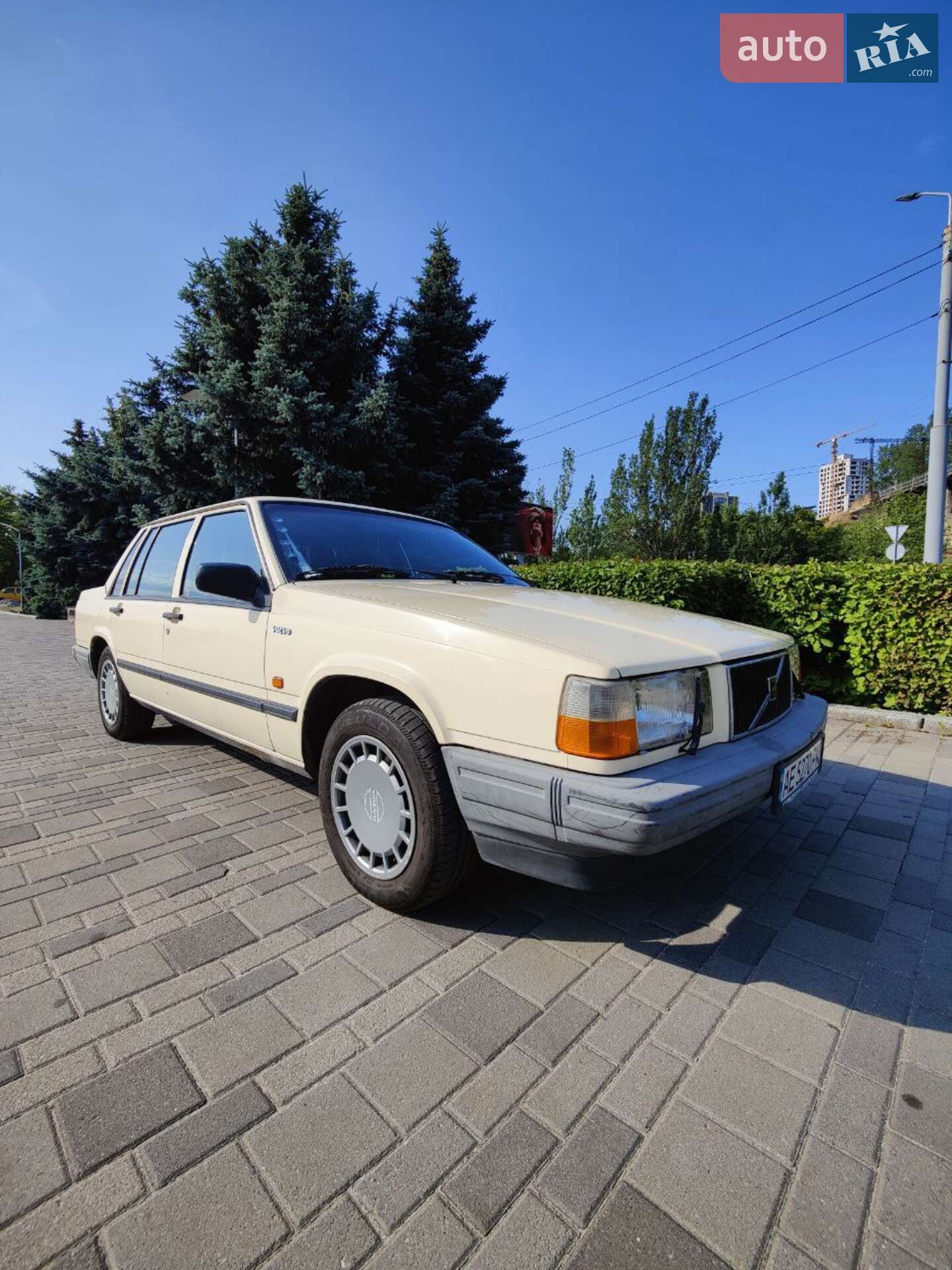 VOLVO 740 1990