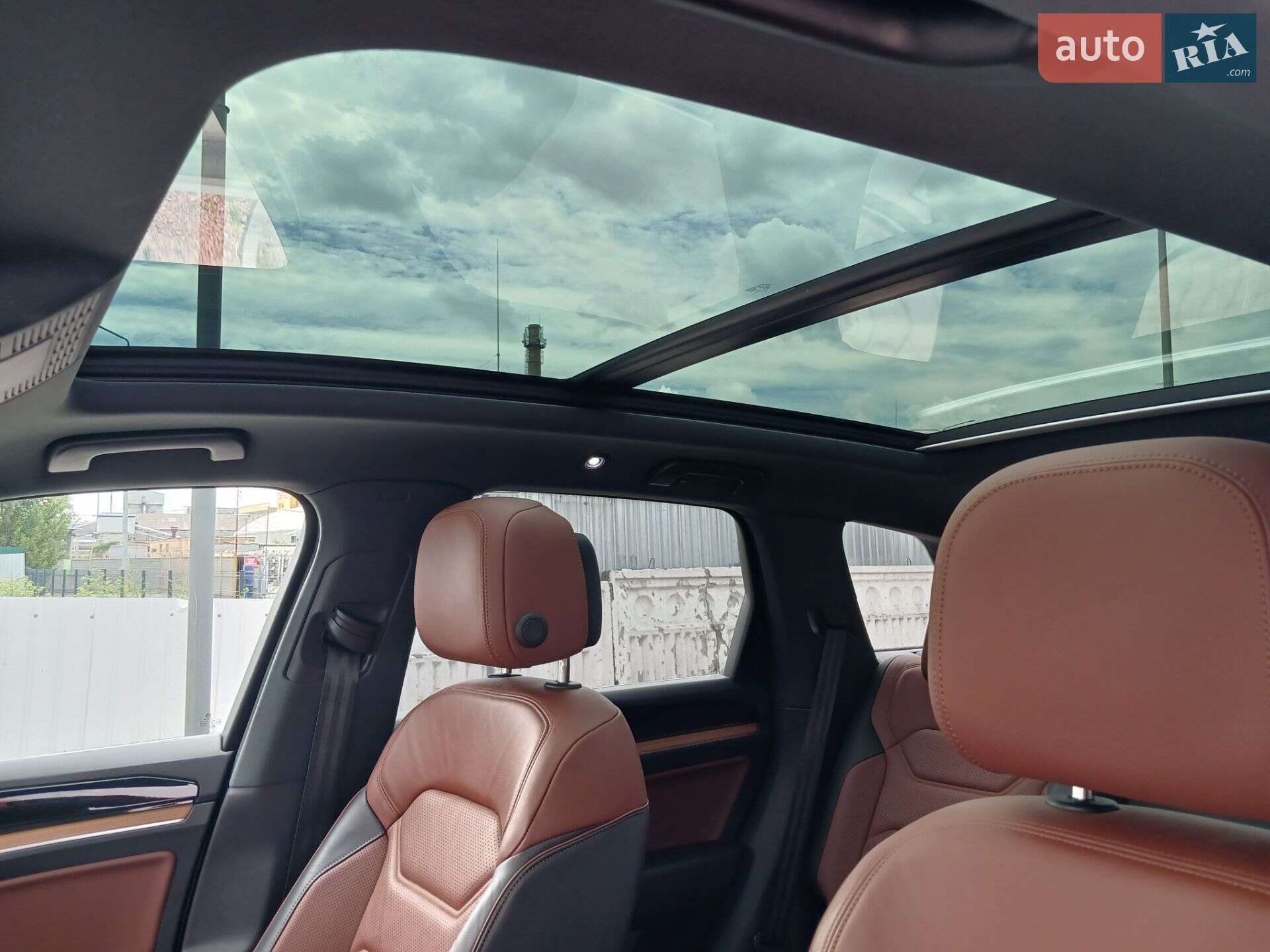 VOLKSWAGEN TOUAREG 2018