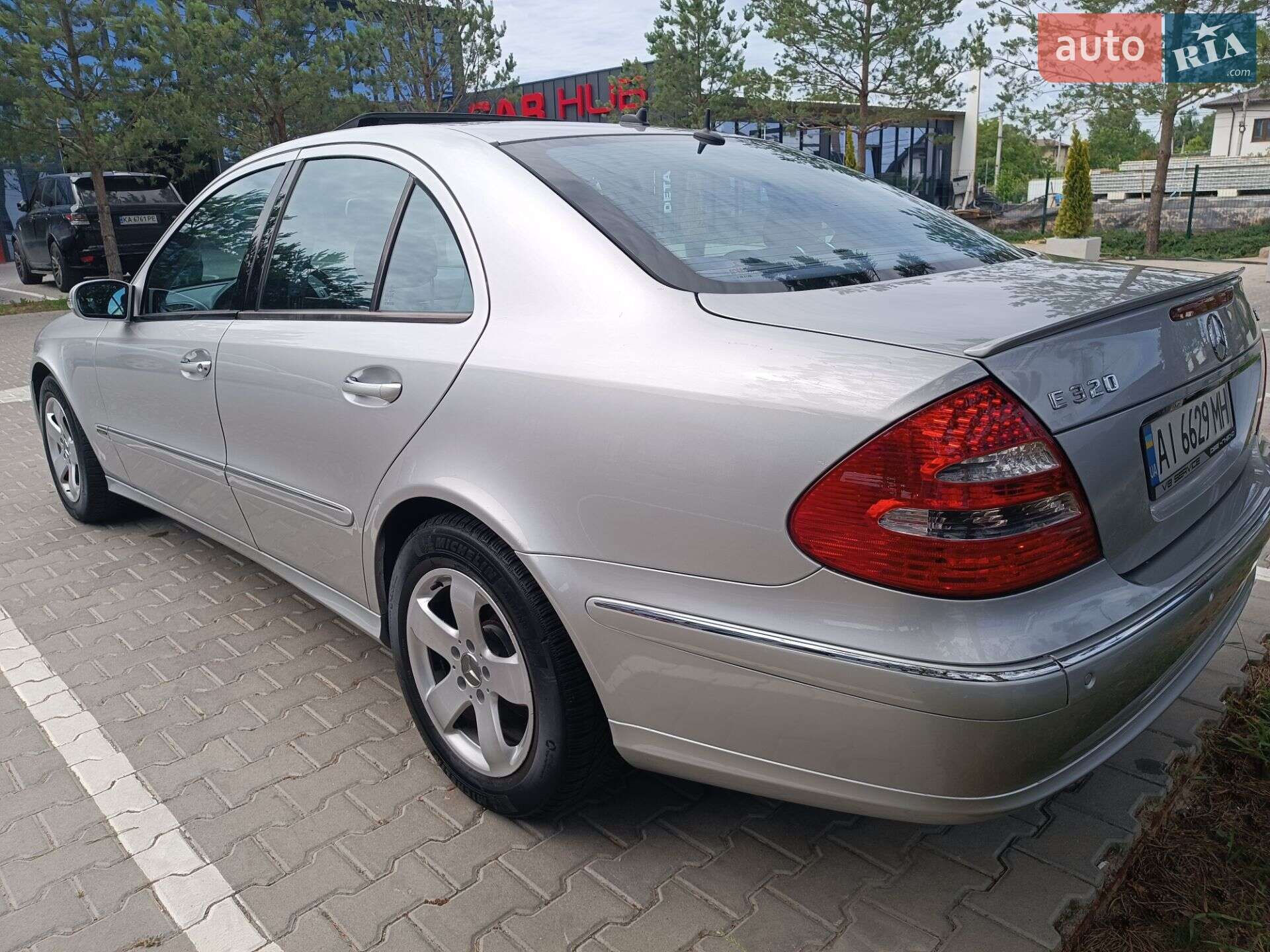 MERCEDES-BENZ E 320 2004