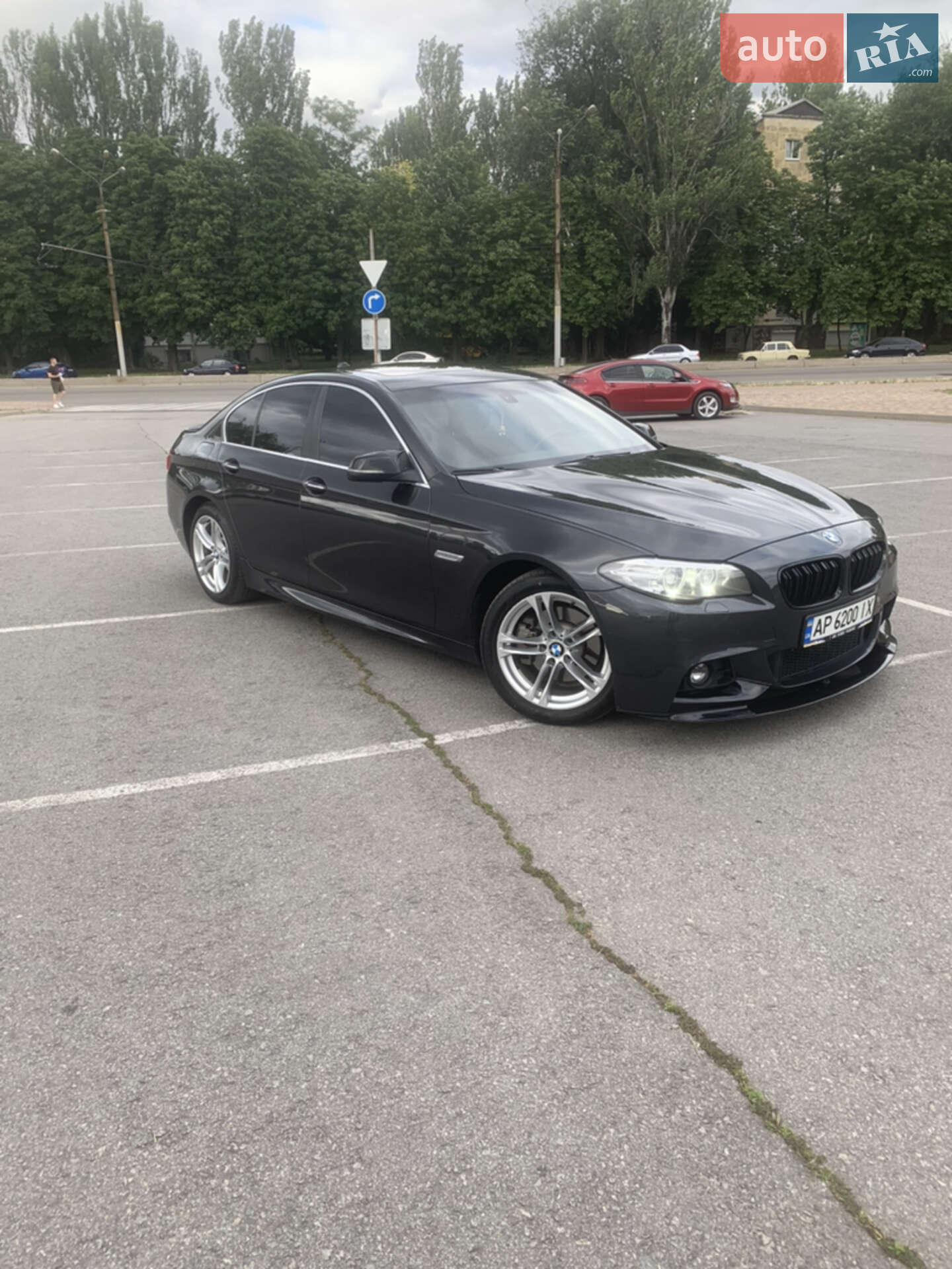 Головне фото звіту автомобіля BMW 528XI 2015