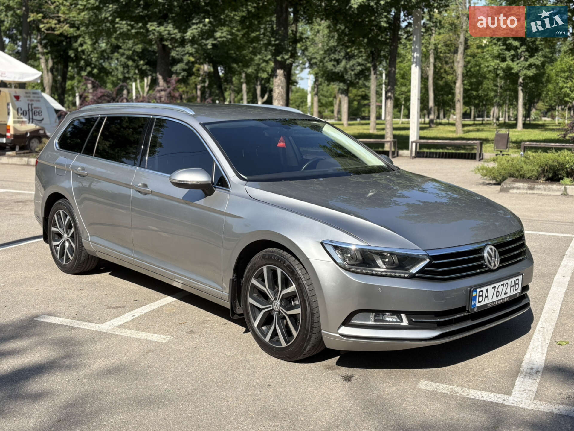 VOLKSWAGEN PASSAT 2016