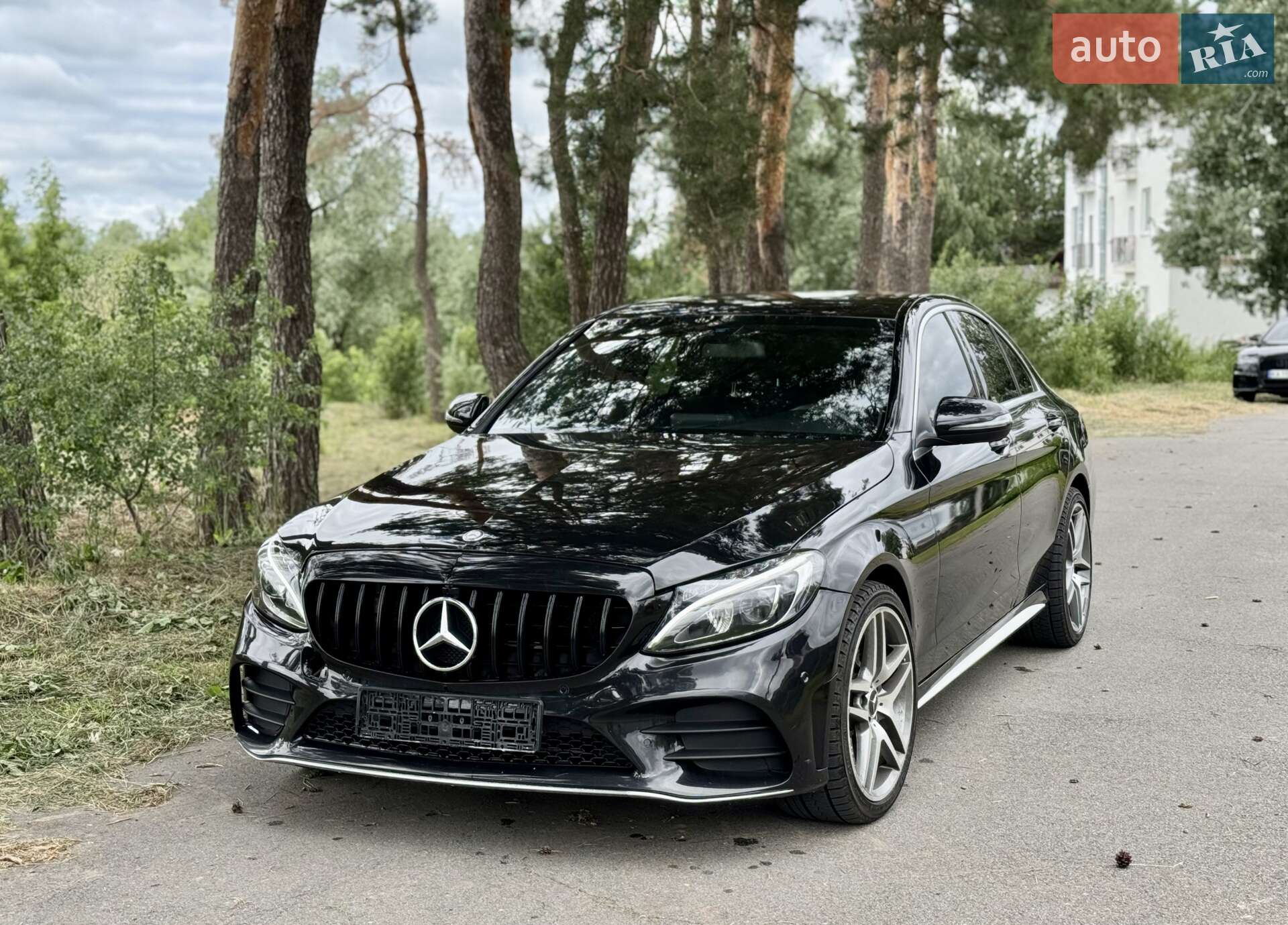 Головне фото звіту автомобіля MERCEDES-BENZ C 200 2015