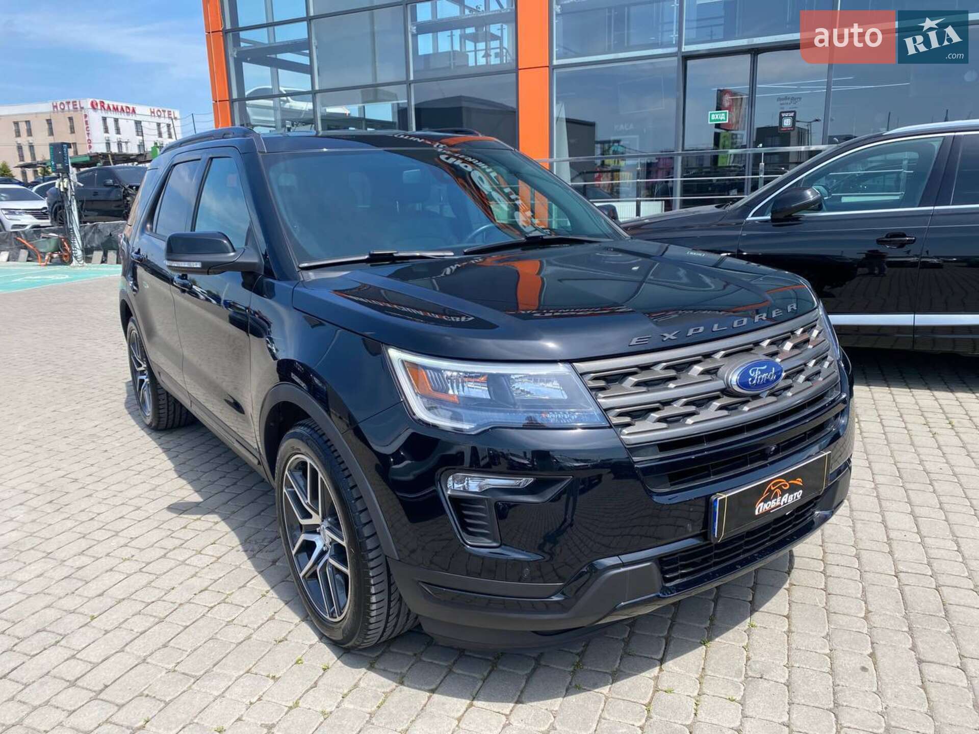 FORD EXPLORER 2018