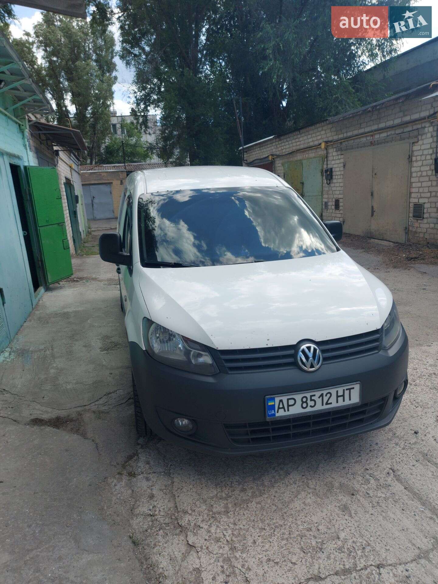 VOLKSWAGEN CADDY 2011