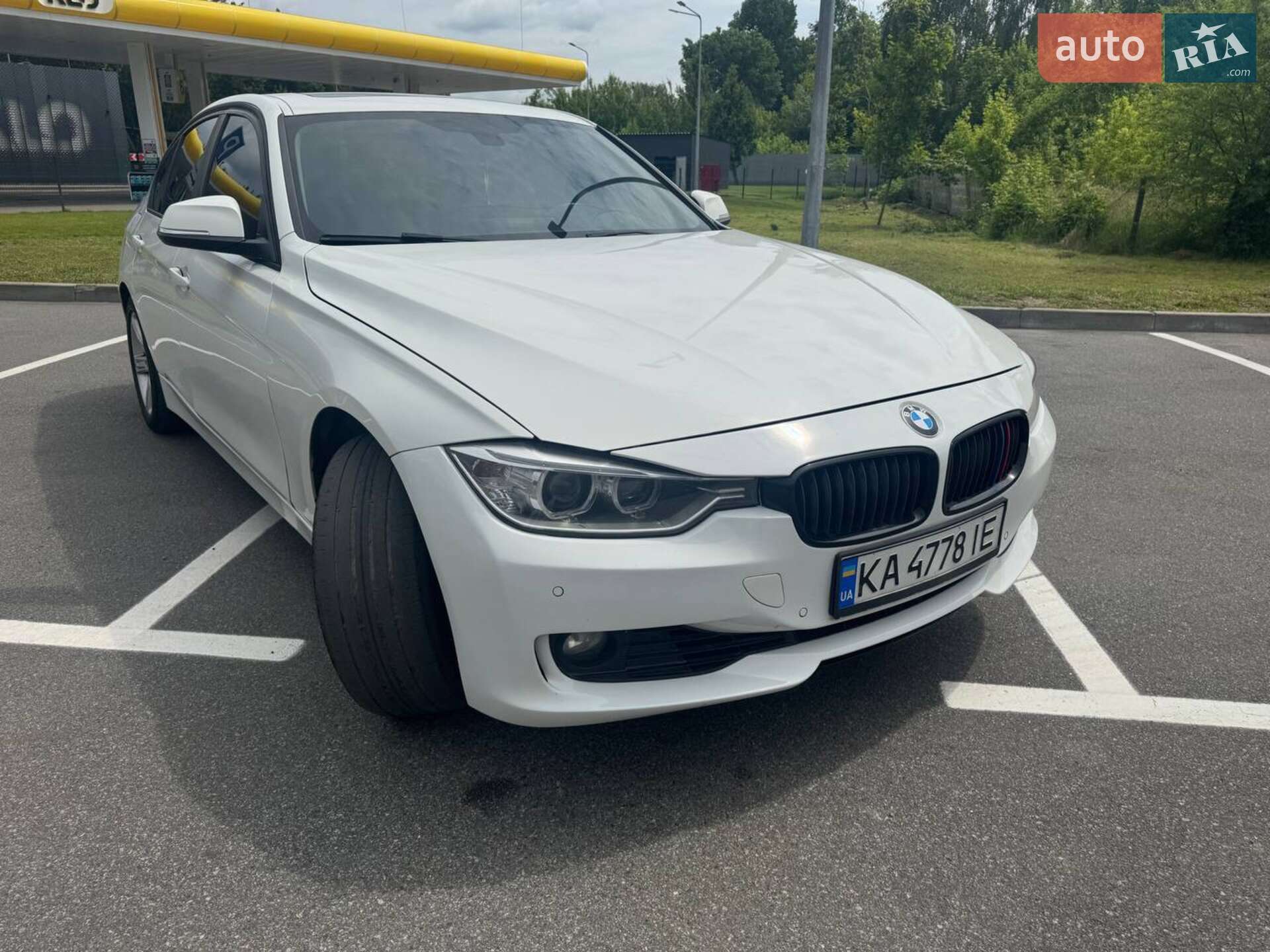 Головне фото звіту автомобіля BMW 328I 2014
